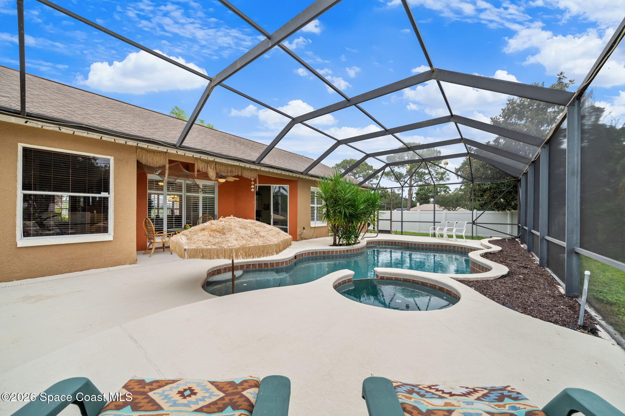 1044 Harbor Pines Dr, Merritt Island, FL 32952 photo