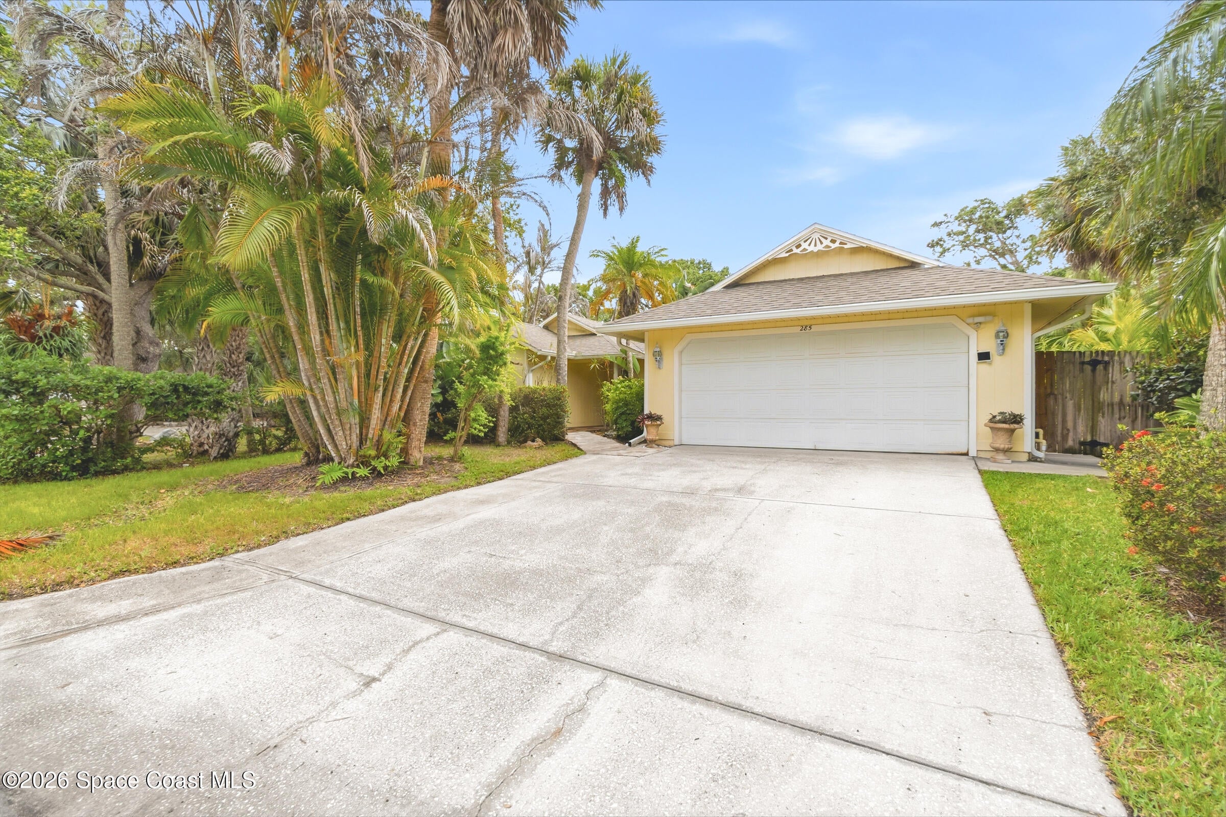 285 Ibis Dr, Melbourne Beach, FL 32951 photo