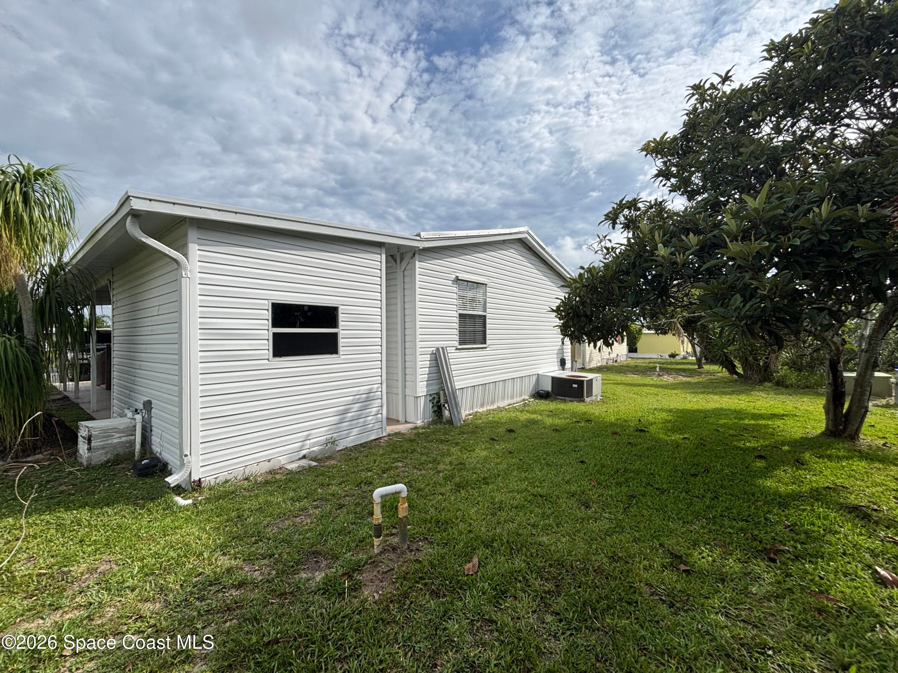 6129 97 St, Sebastian, FL 32958 photo