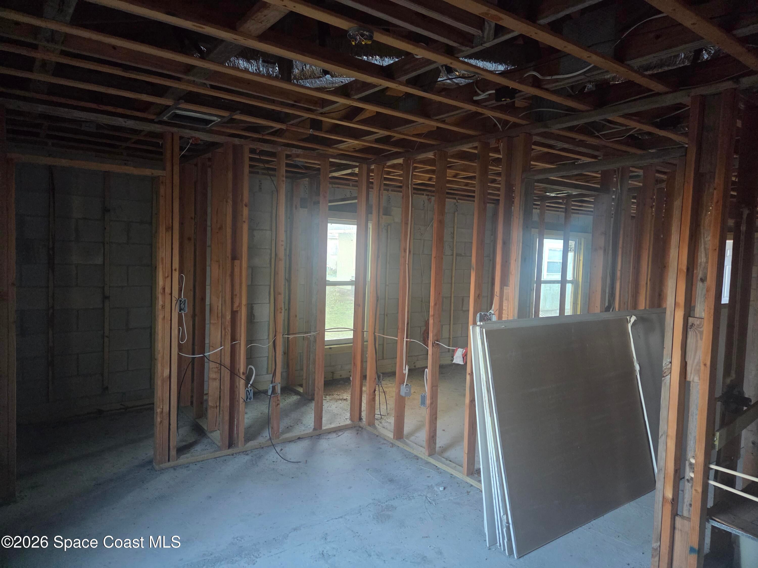2521 Pond St, Melbourne, FL 32901 photo