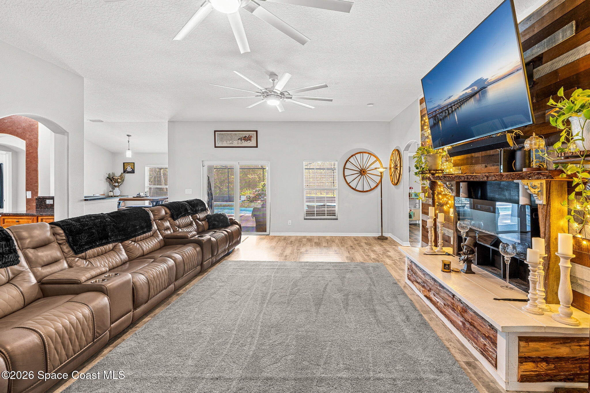 4148 Gardenwood Cir, Grant, FL 32949 photo