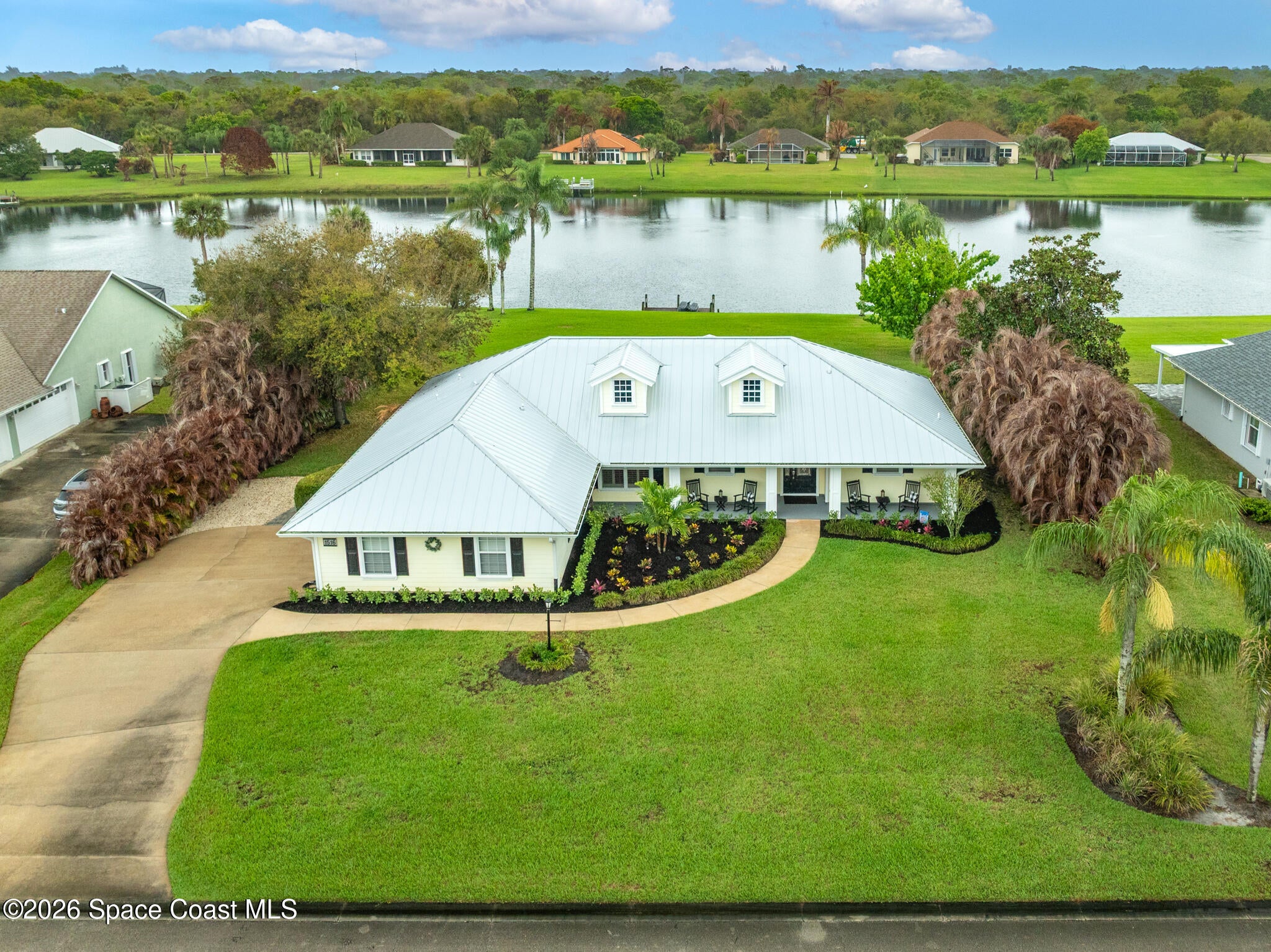 1516 Eagles Cir, Sebastian, FL 32958