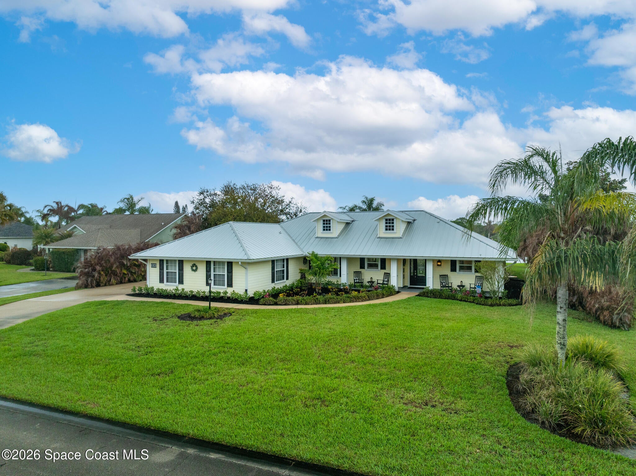 1516 Eagles Cir, Sebastian, FL 32958 photo