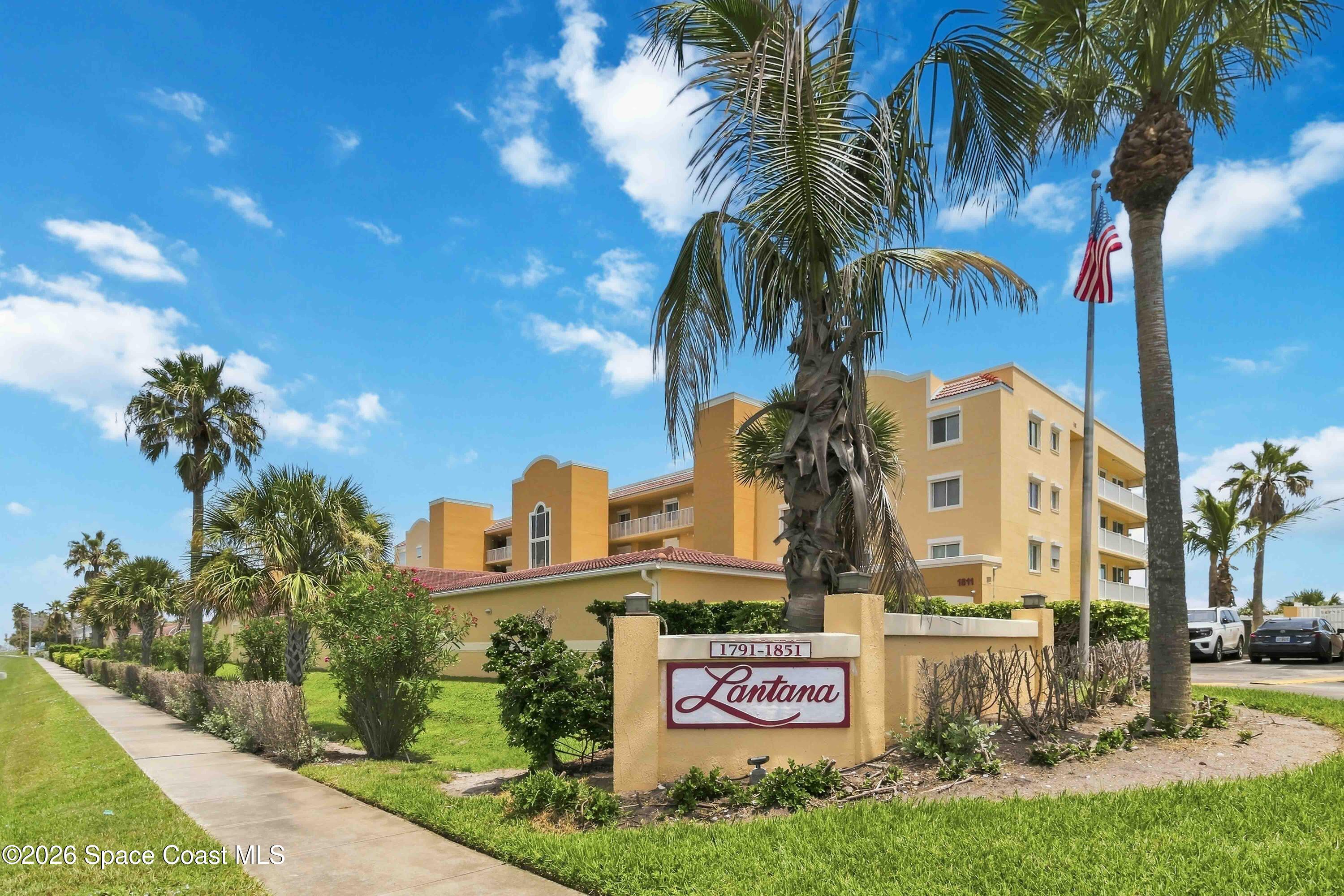 1811 Jimmy Buffett Memorial Hwy, Indian Harbour Beach, FL 32937