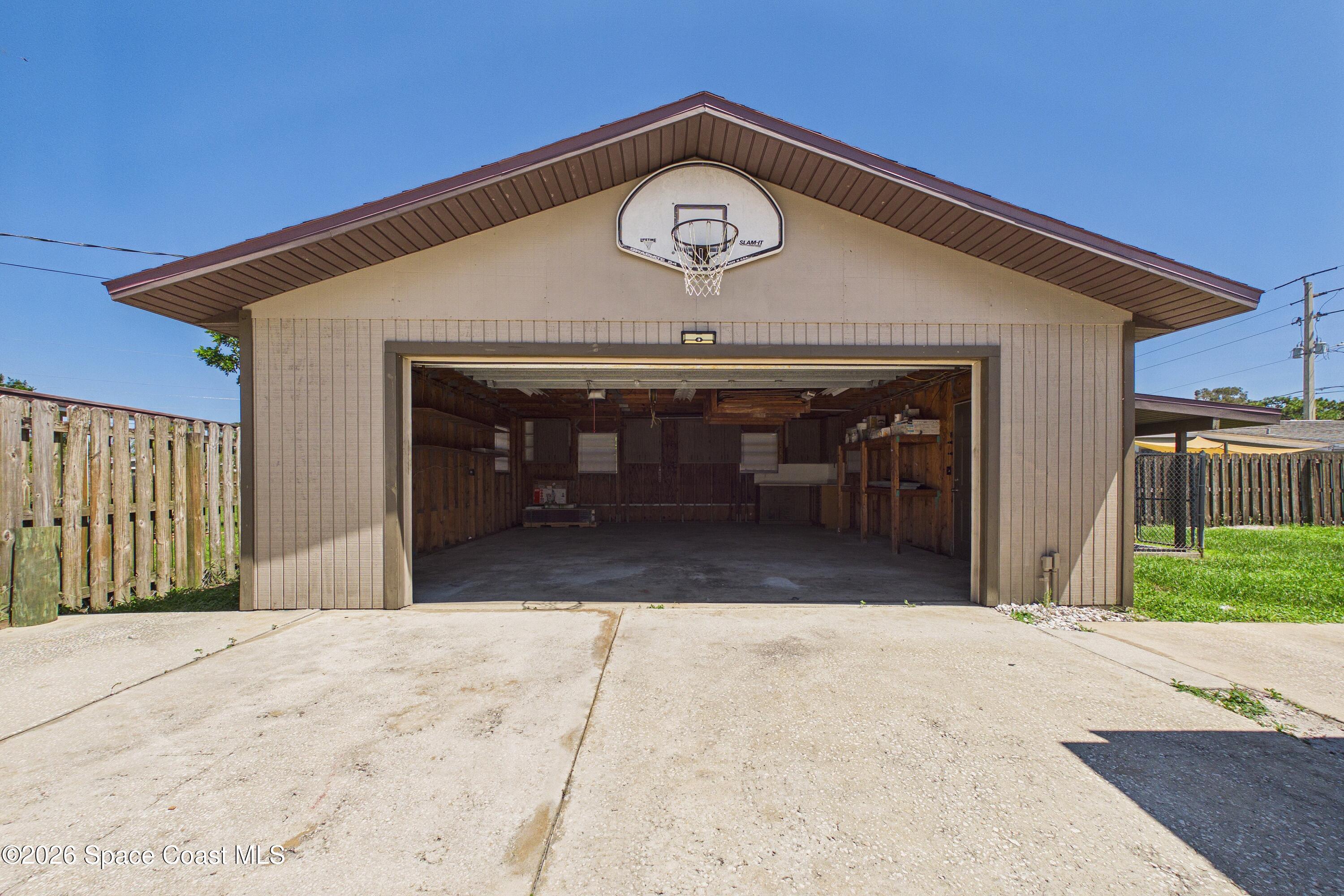 4035 Banberry Ln, Melbourne, FL 32935 photo