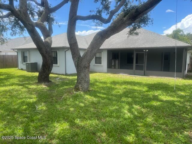 1689 Sweetwood Dr, Melbourne, FL 32935 photo