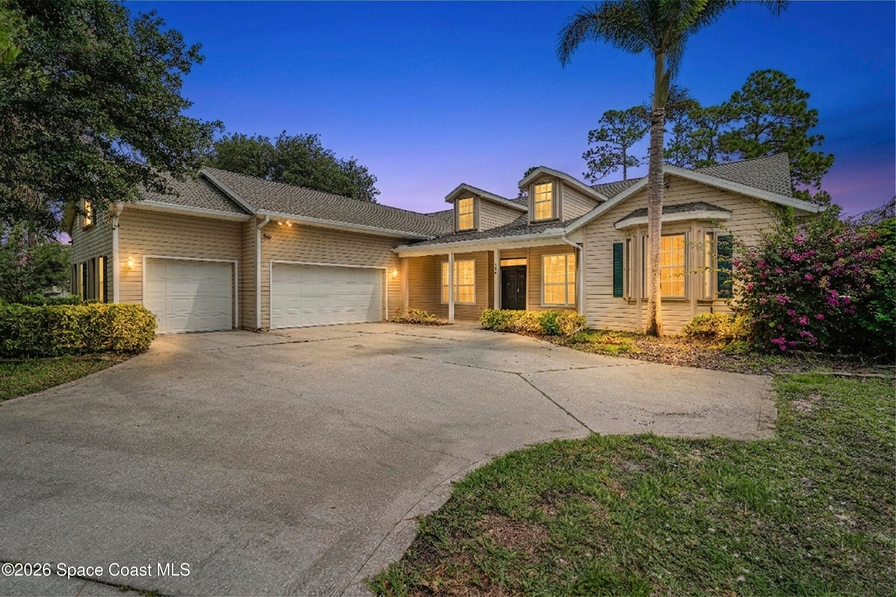 255 Brightwater Dr, Palm Bay, FL 32909