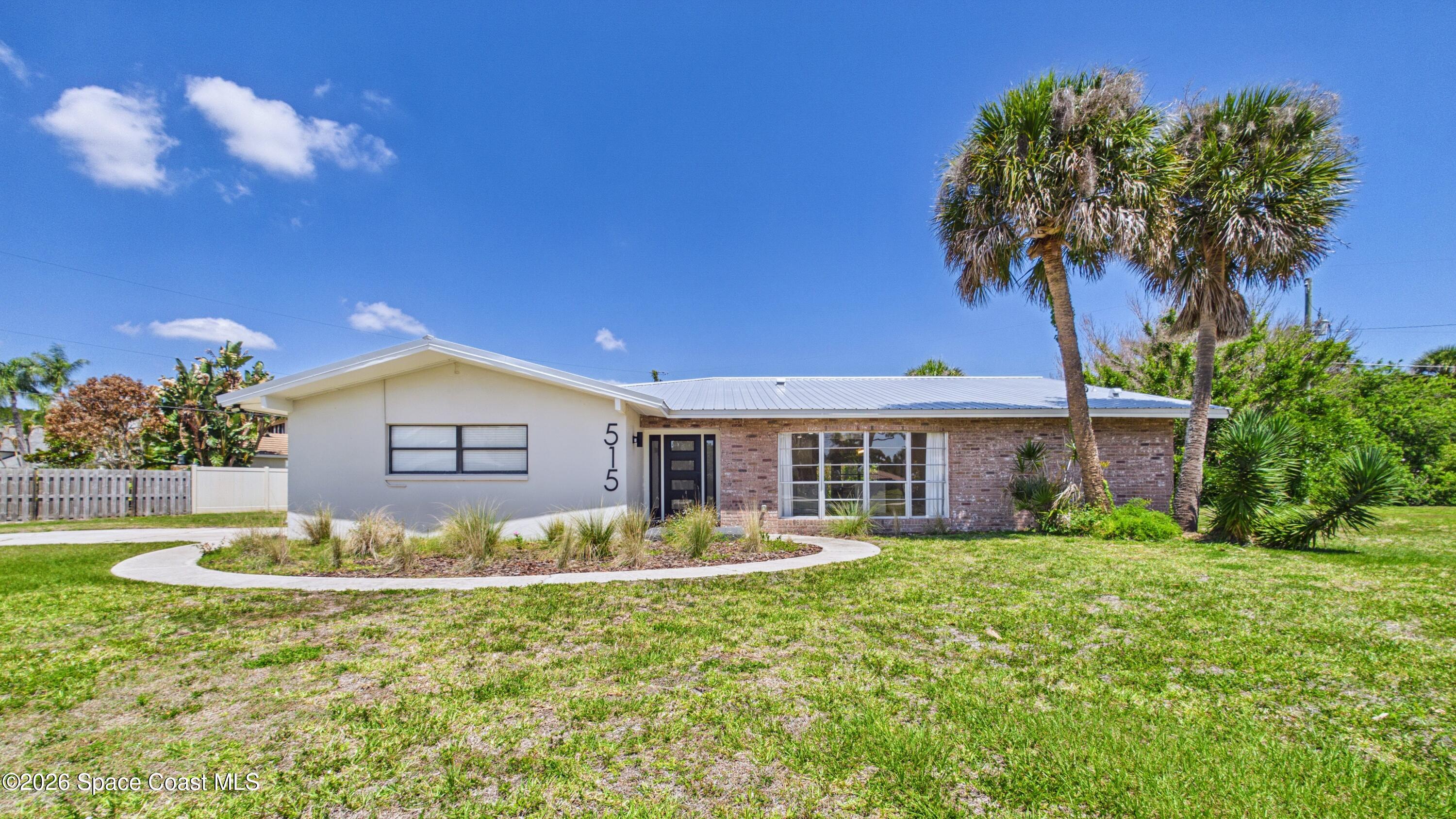 515 Inwood Ln, Indian Harbour Beach, FL 32937 photo