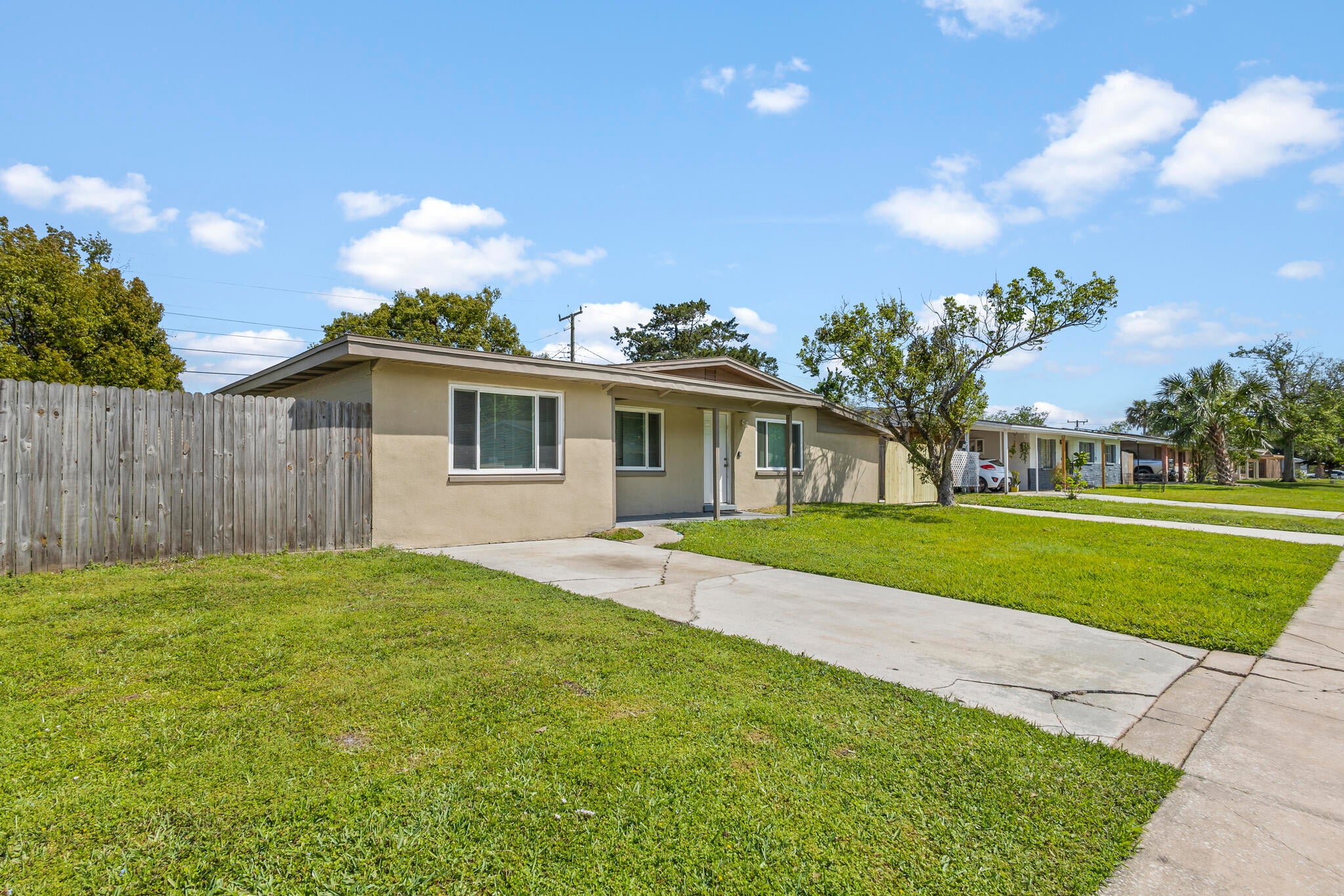 2472 Victor Rd, Cocoa, FL 32926