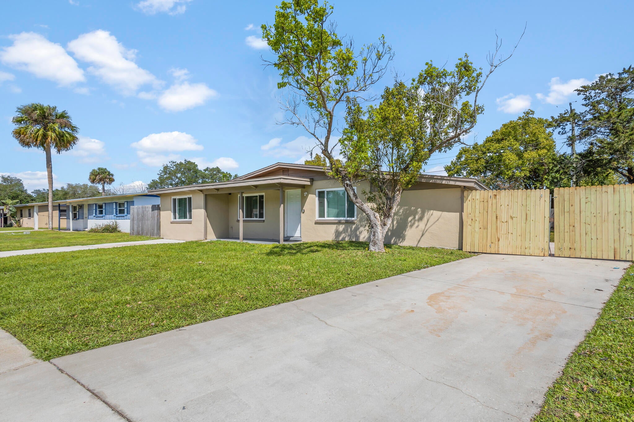 2472 Victor Rd, Cocoa, FL 32926 photo