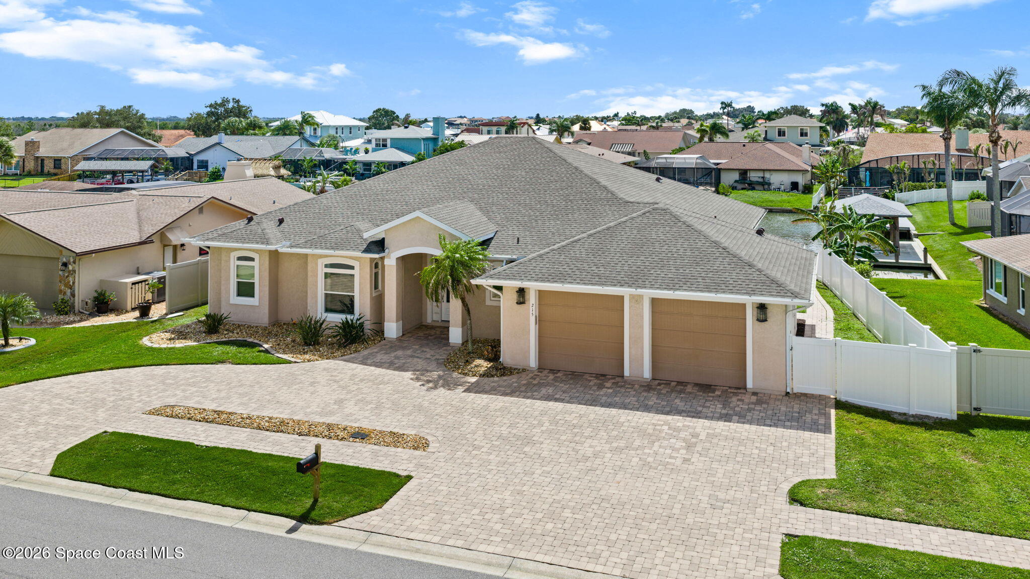 215 Cordoba Ct, Merritt Island, FL 32953