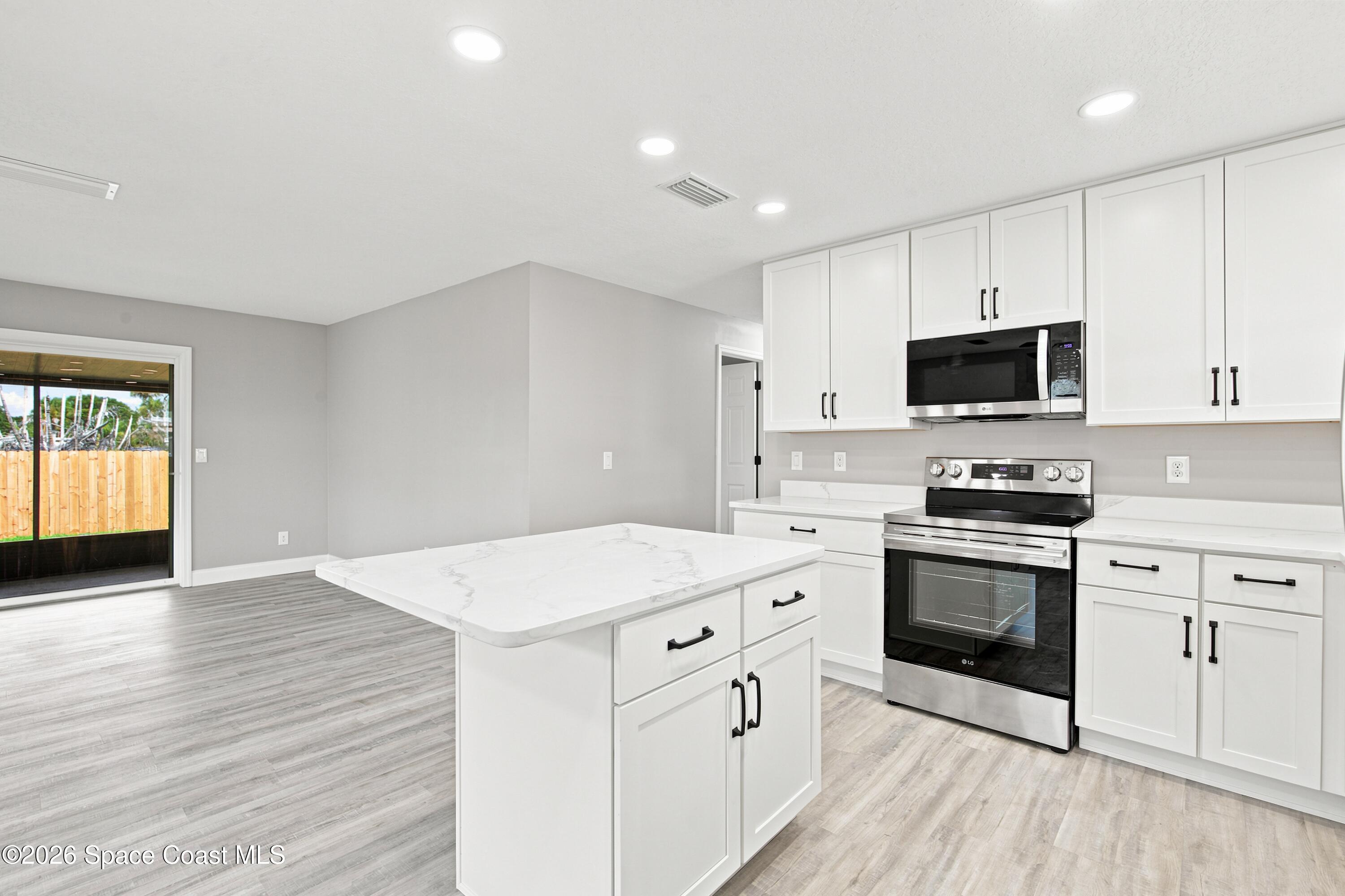 1085 Montego Bay Dr, Merritt Island, FL 32953 photo