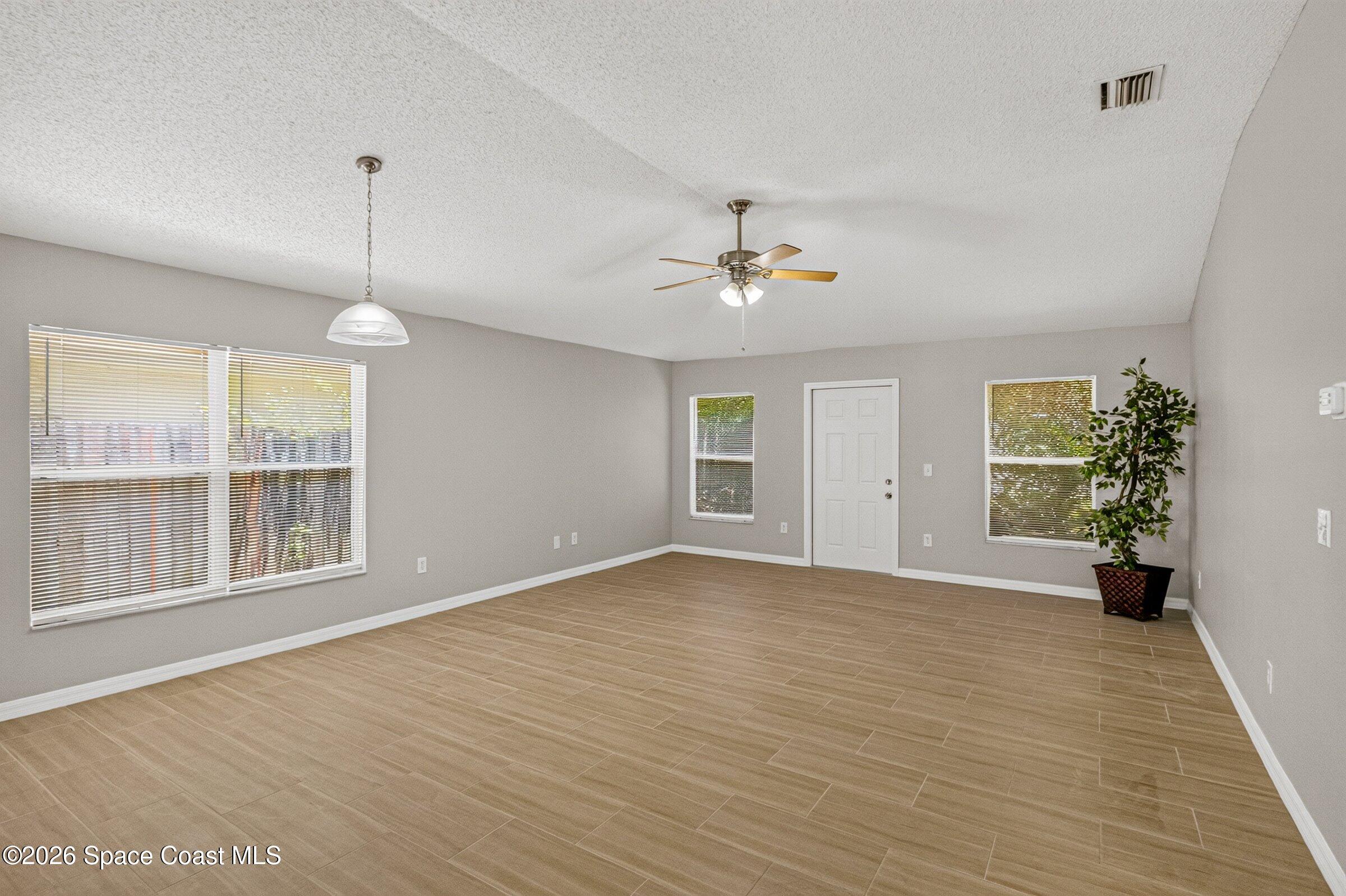 1541 Morgan Ct, Melbourne, FL 32934 photo