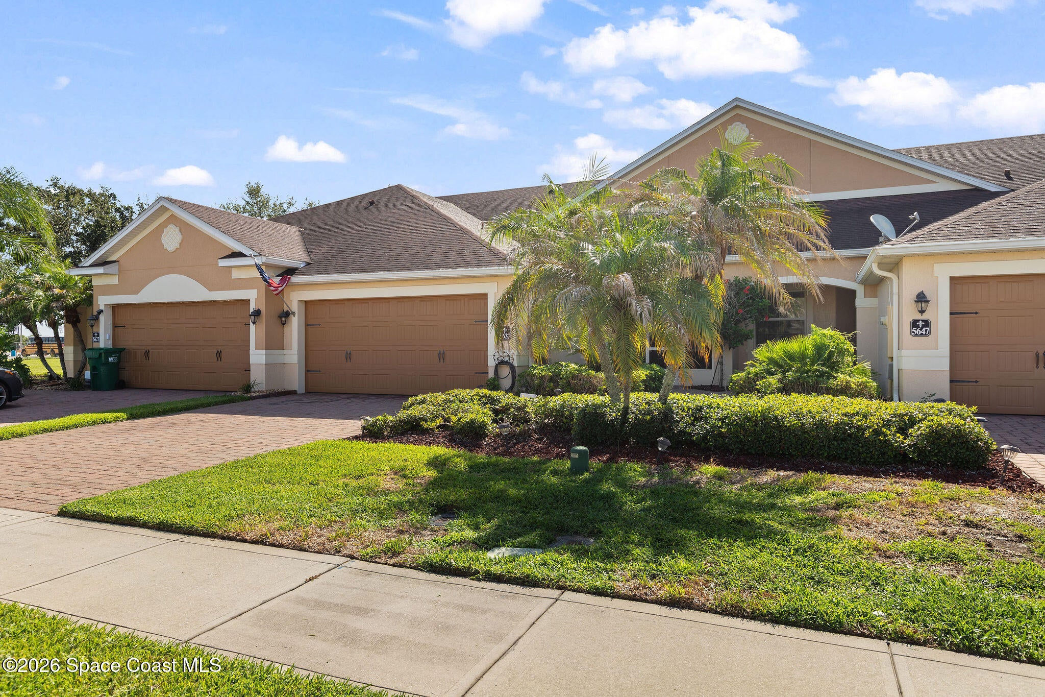 5637 Tamarac Dr, Melbourne, FL 32940 photo