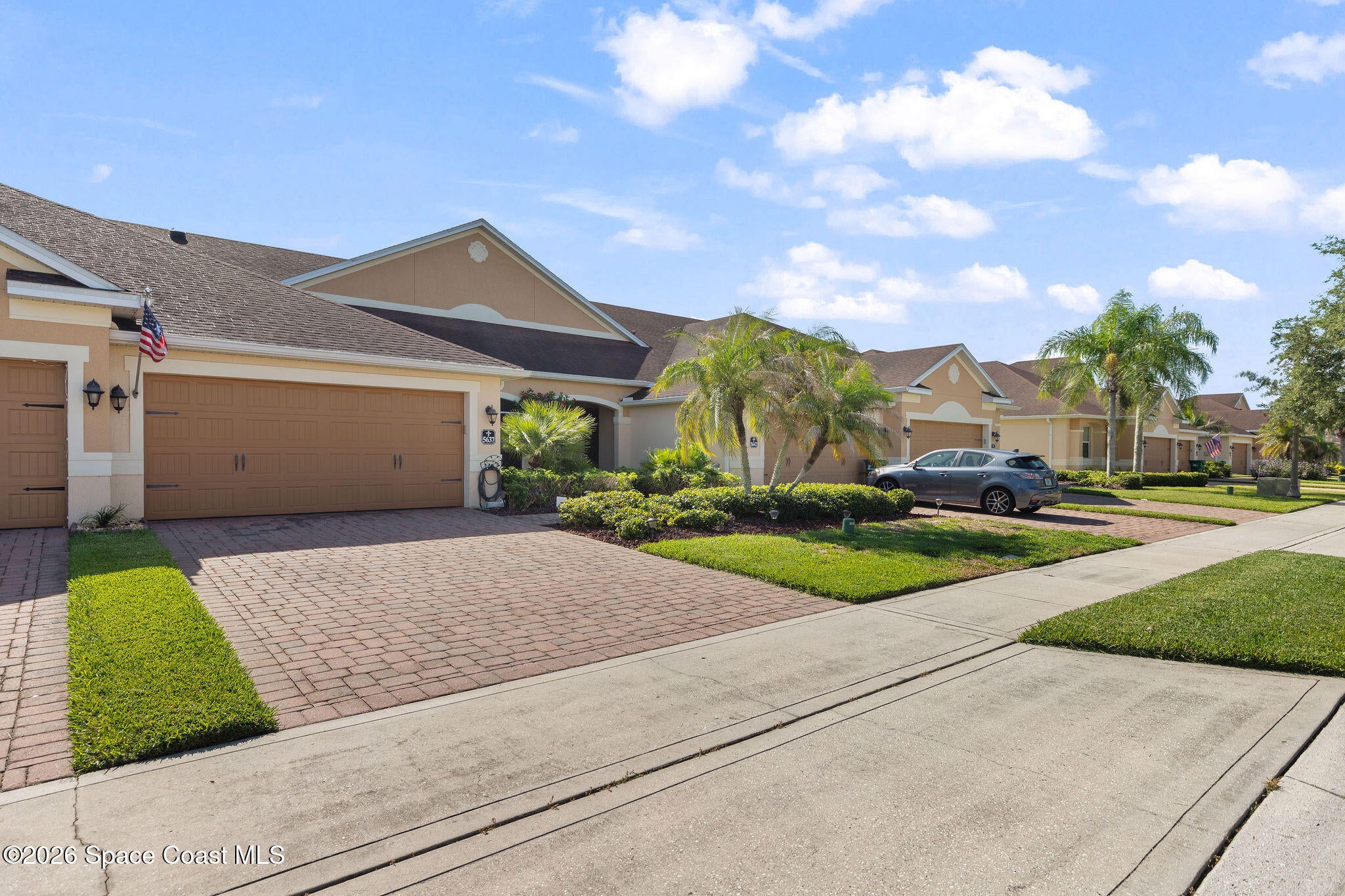 5637 Tamarac Dr, Melbourne, FL 32940 photo