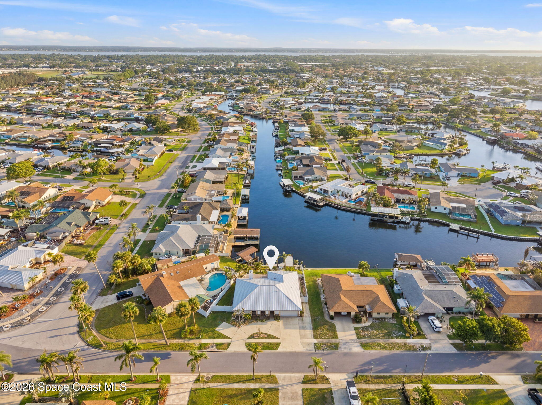 1525 Sykes Creek Dr, Merritt Island, FL 32953 photo