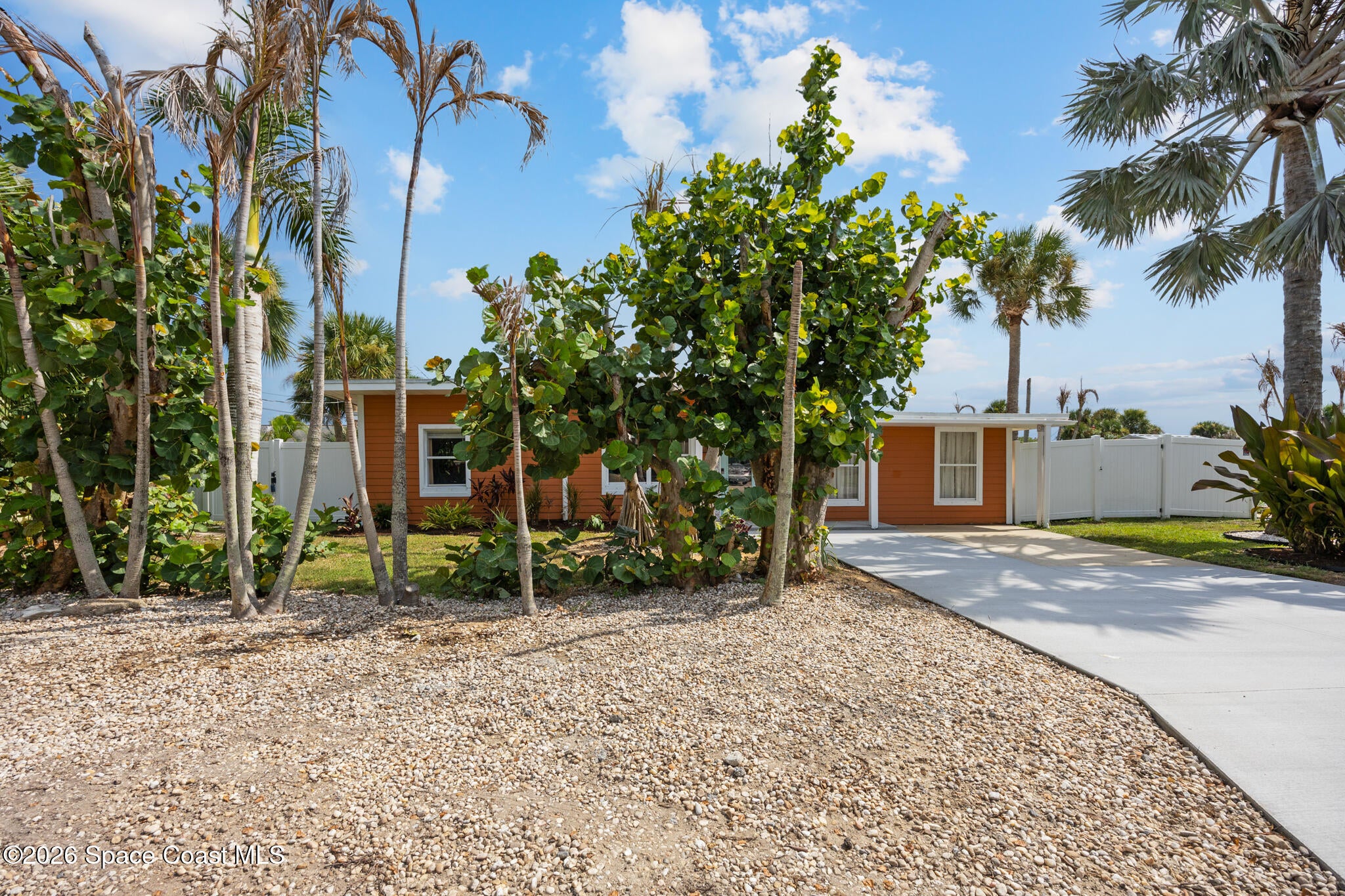 125 Franklyn Ave, Indialantic, FL 32903