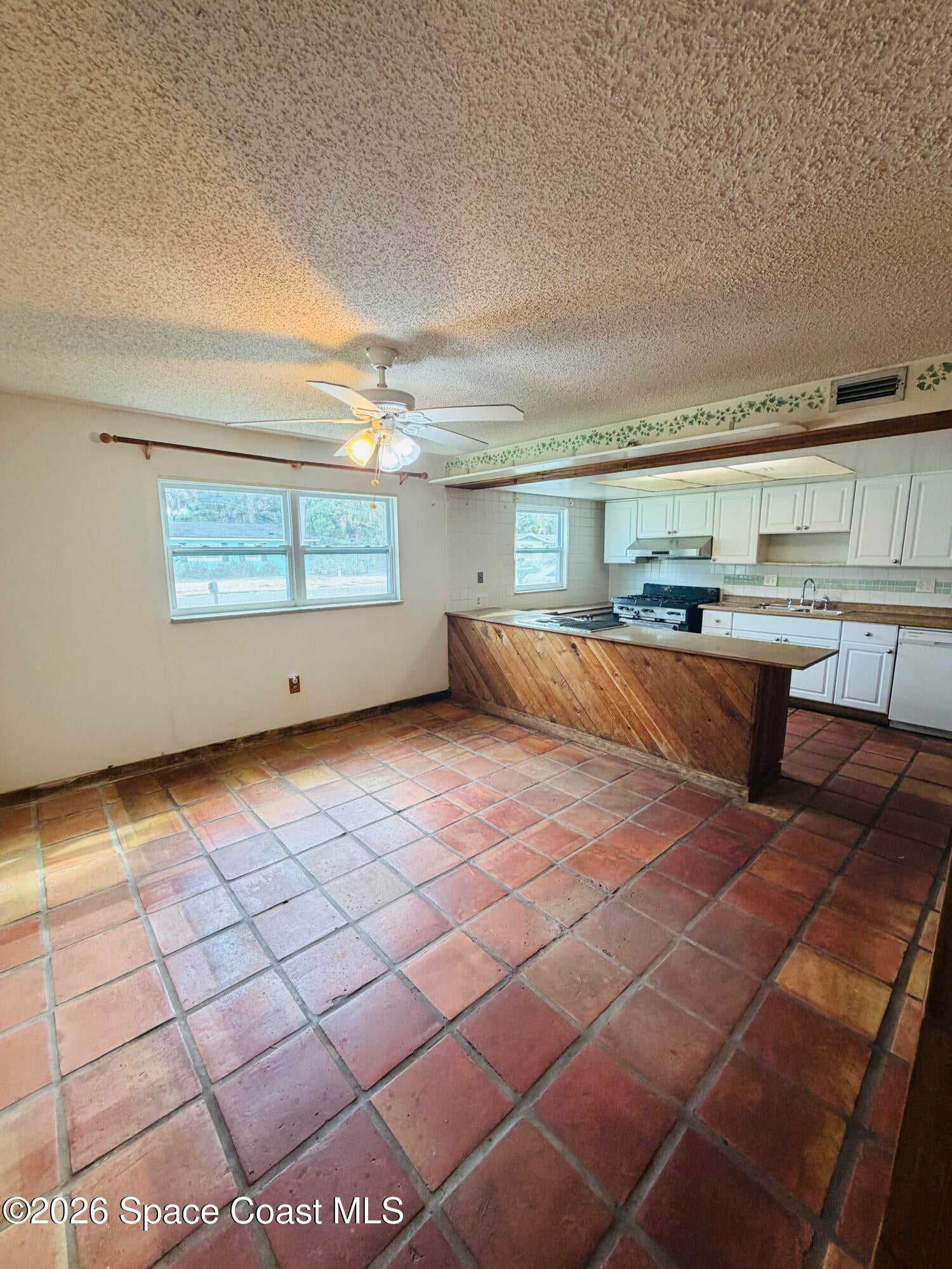 440 Pine Blvd, Merritt Island, FL 32952 photo
