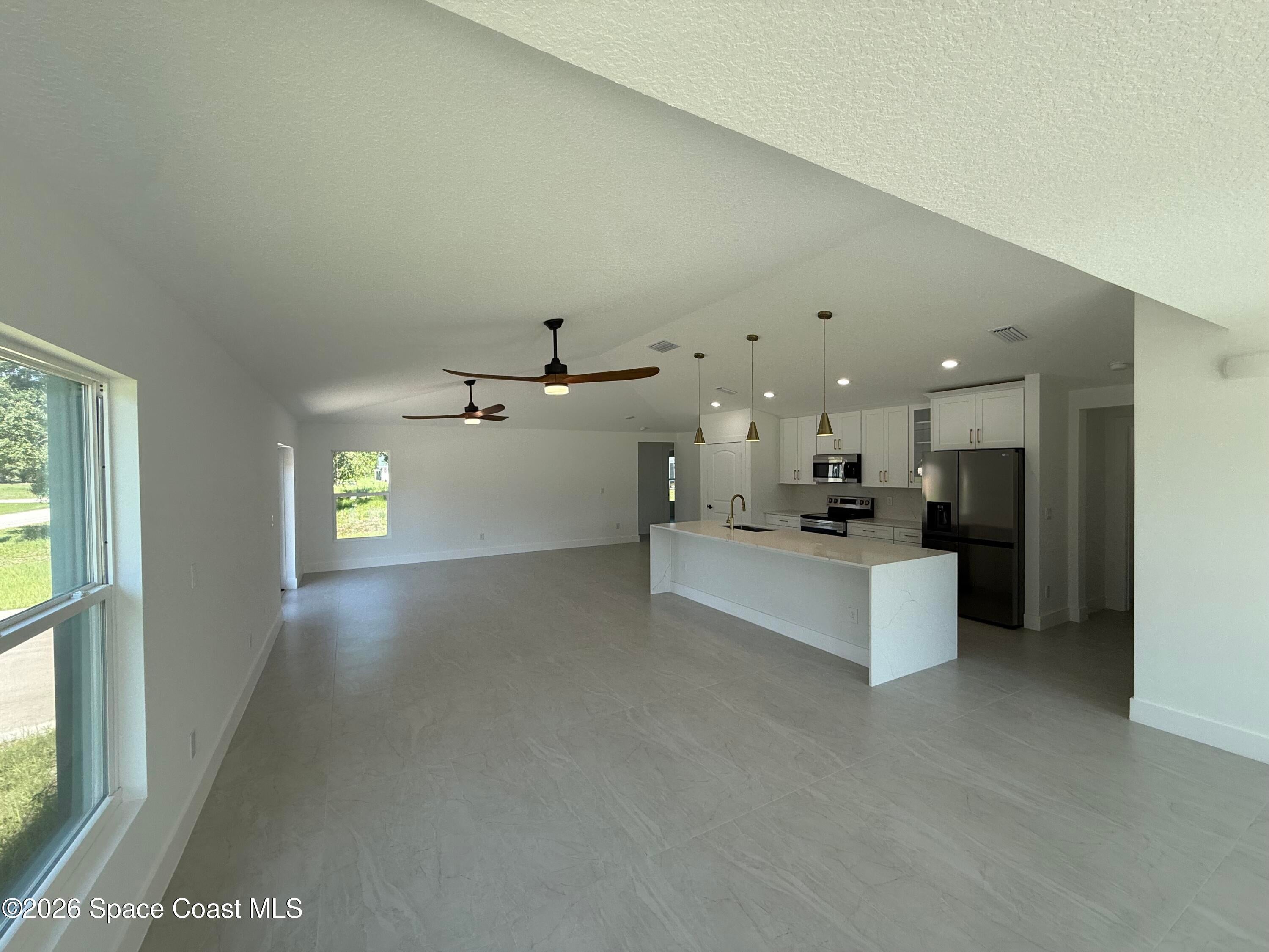 8815 100 Ct, Vero Beach, FL 32967 photo