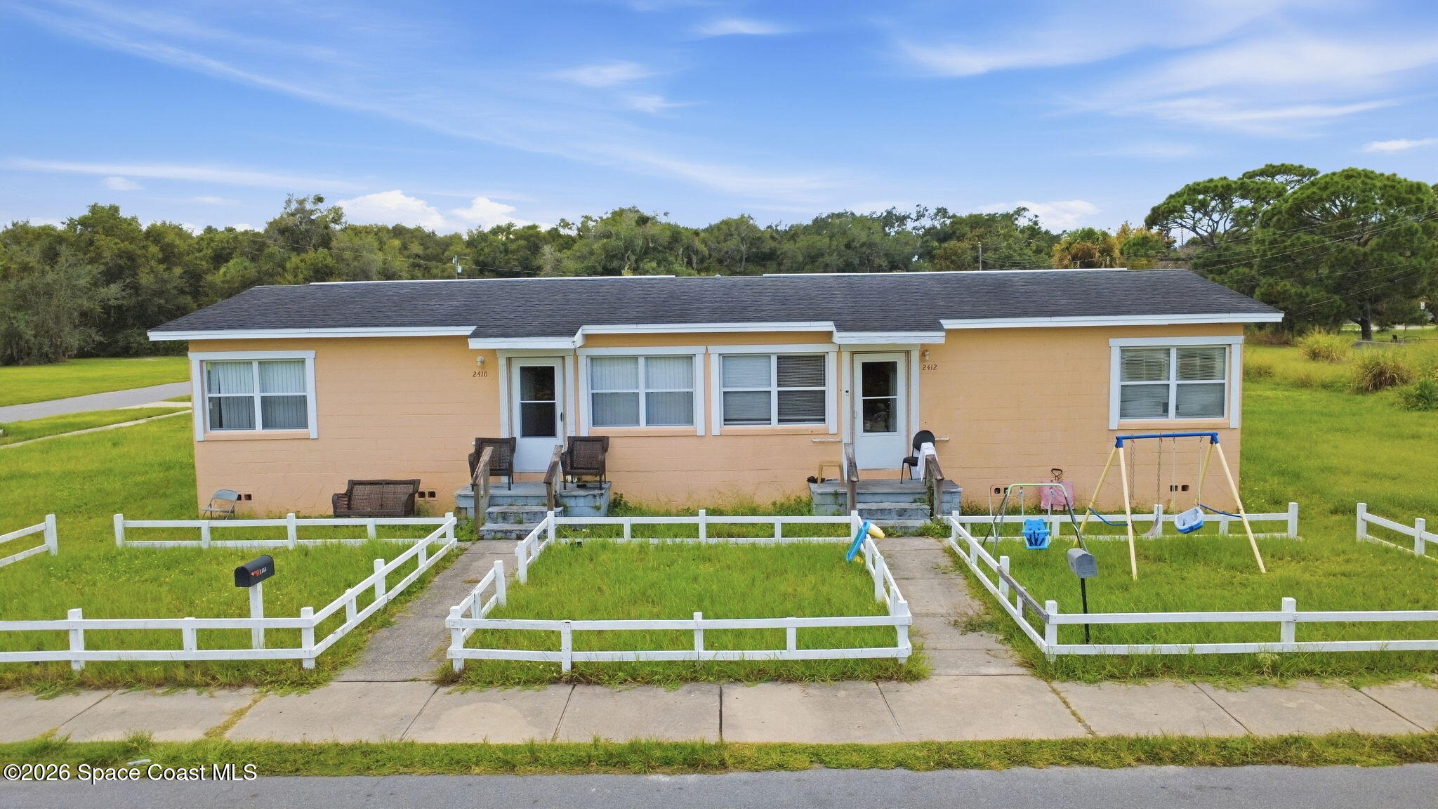 2410 Myrtle Ave, Mims, FL 32754 photo