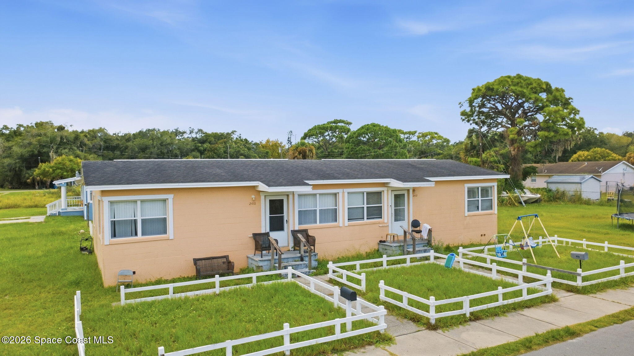 2410 Myrtle Ave, Mims, FL 32754 photo