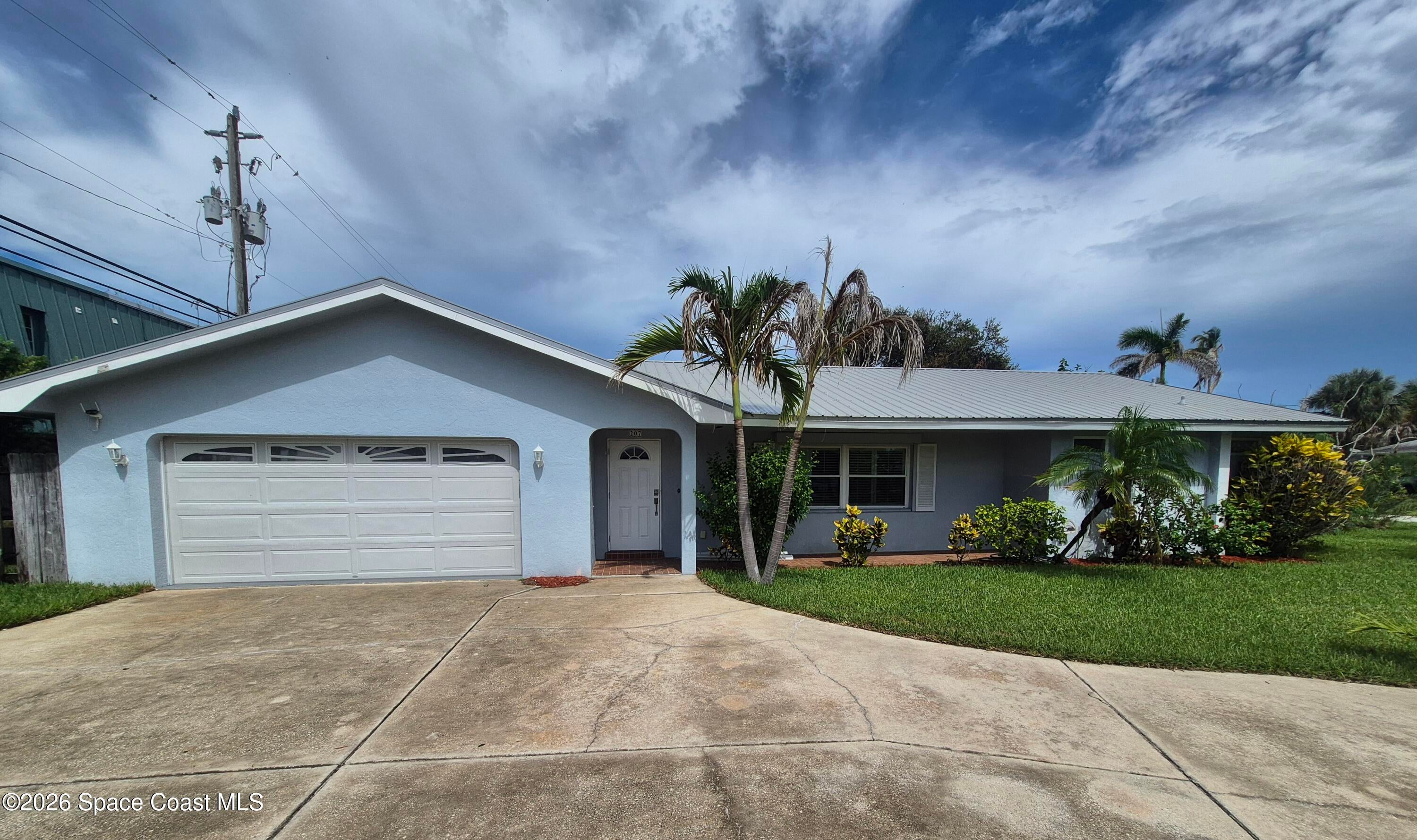 207 Palm Ave, Indialantic, FL 32903