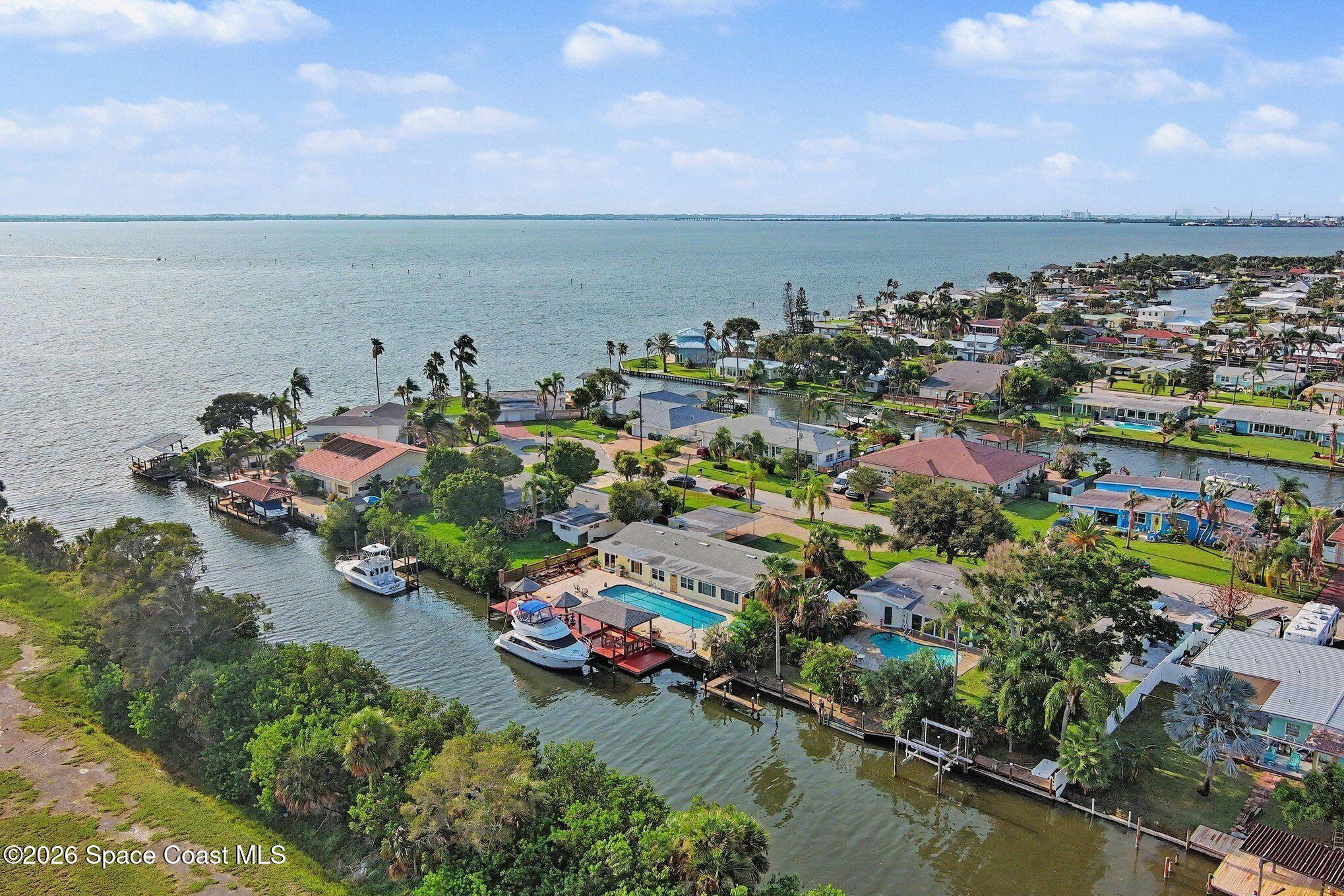 459 Angelo Ln, Cocoa Beach, FL 32931 photo