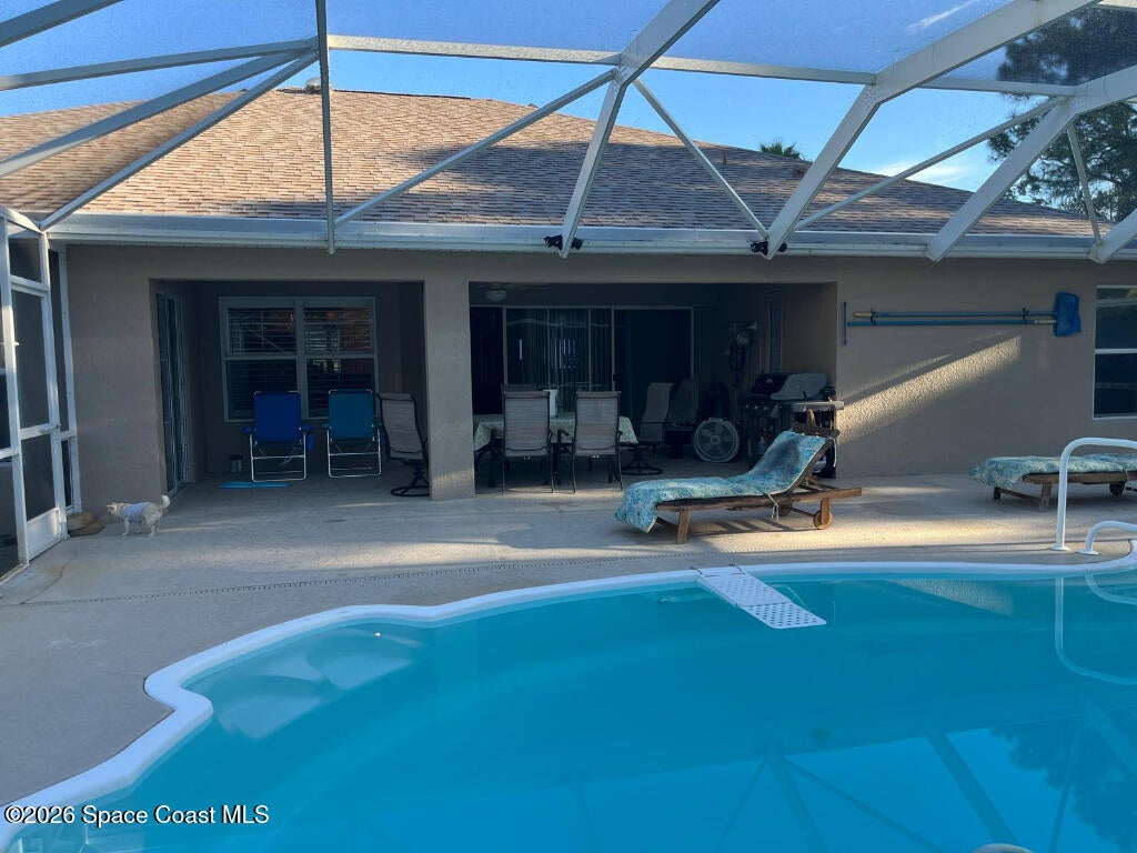 7100 Hacienda Dr, Grant, FL 32949 photo