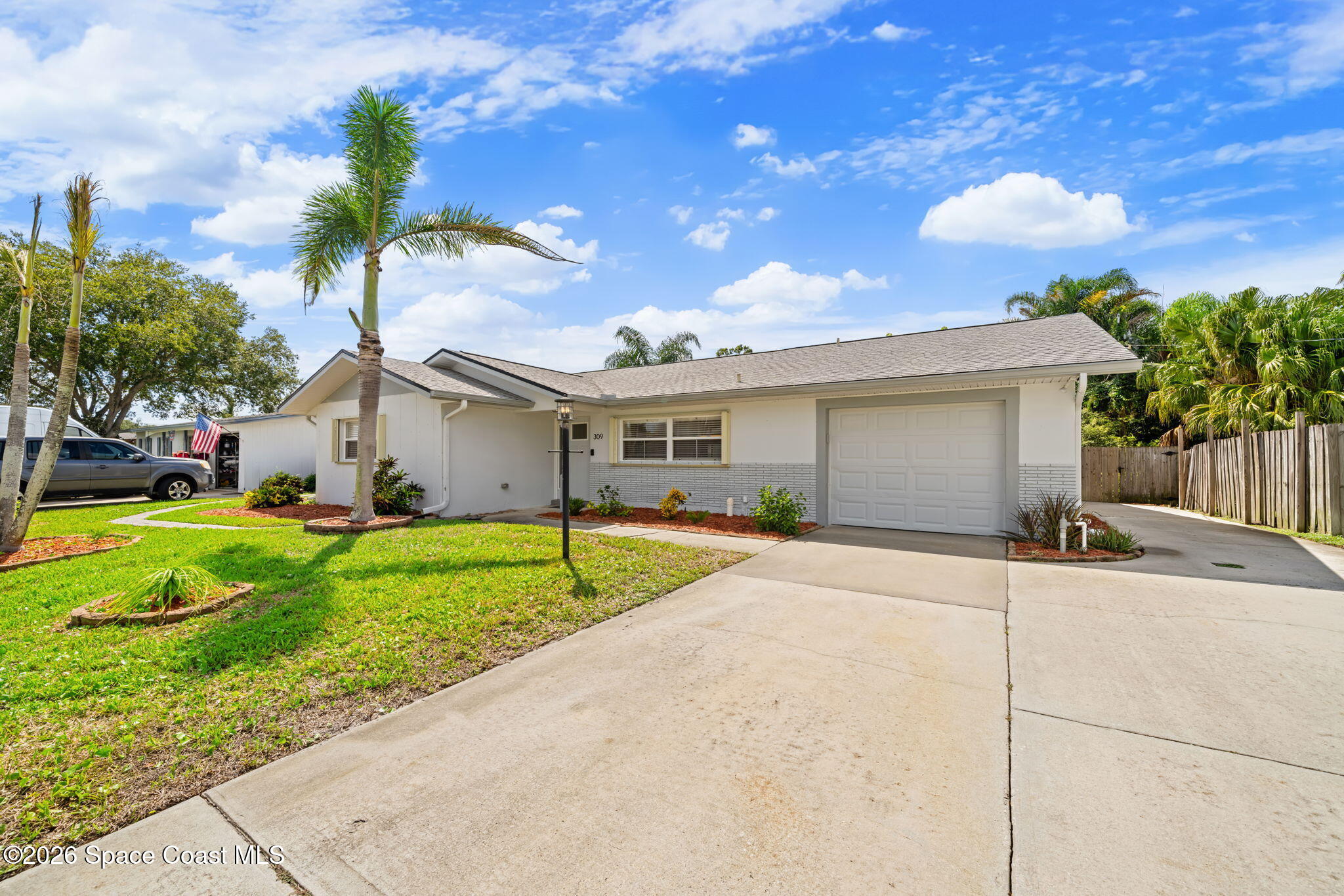 309 Amherst Ave, Melbourne, FL 32901 photo