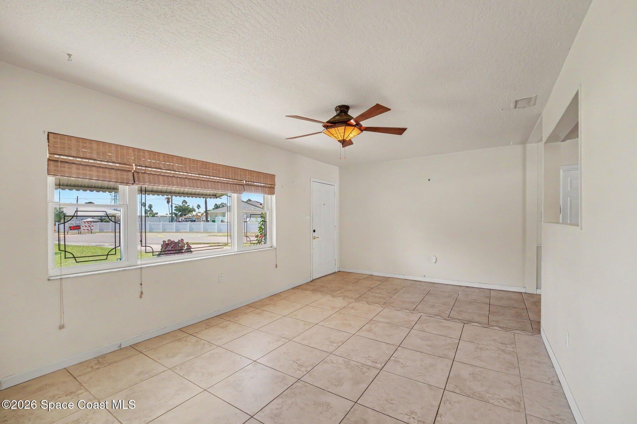 150 W Volusia Ln, Cocoa Beach, FL 32931 photo