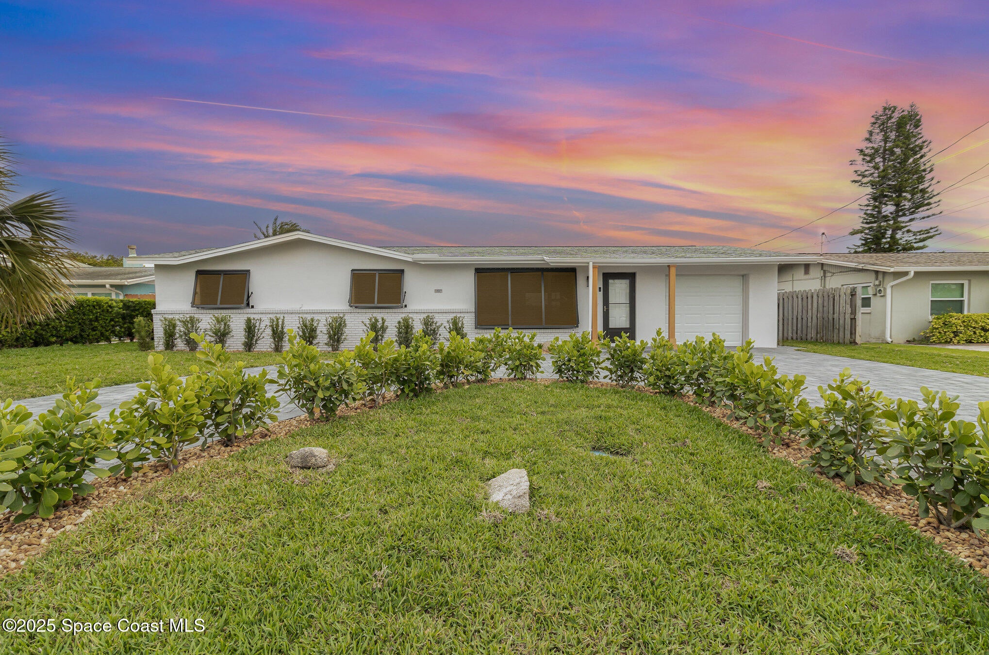 107 Deleon Rd, Cocoa Beach, FL 32931