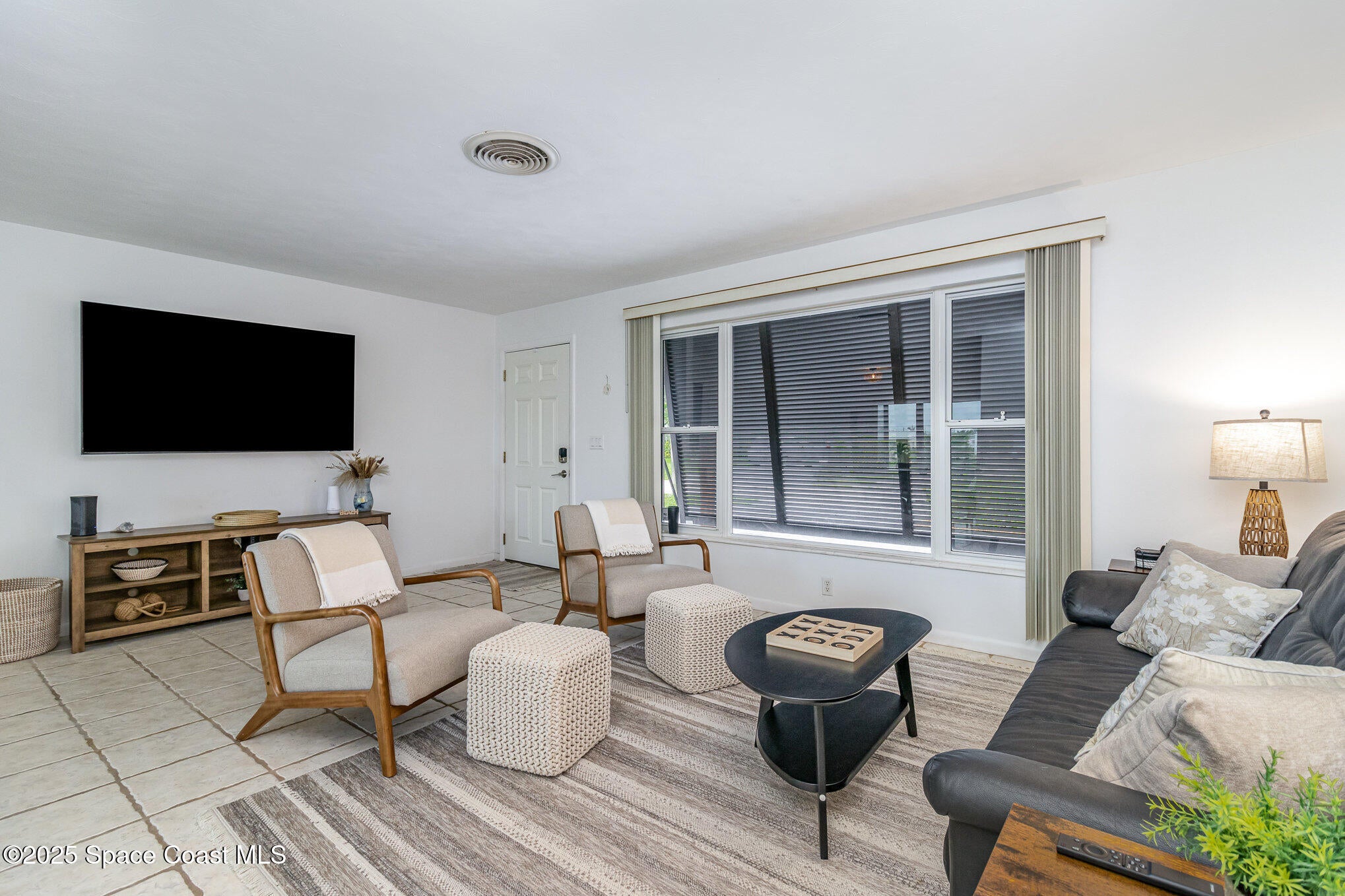 107 Deleon Rd, Cocoa Beach, FL 32931 photo