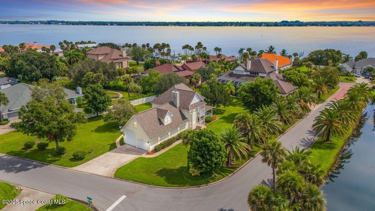 110 River Woods Dr, Rockledge, FL 32955