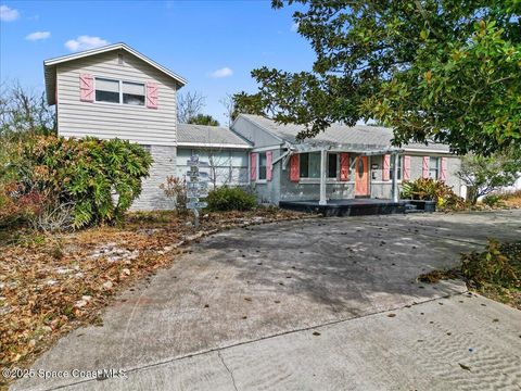 Single Family Residence in  FL 572 Seagate Avenue.jpg