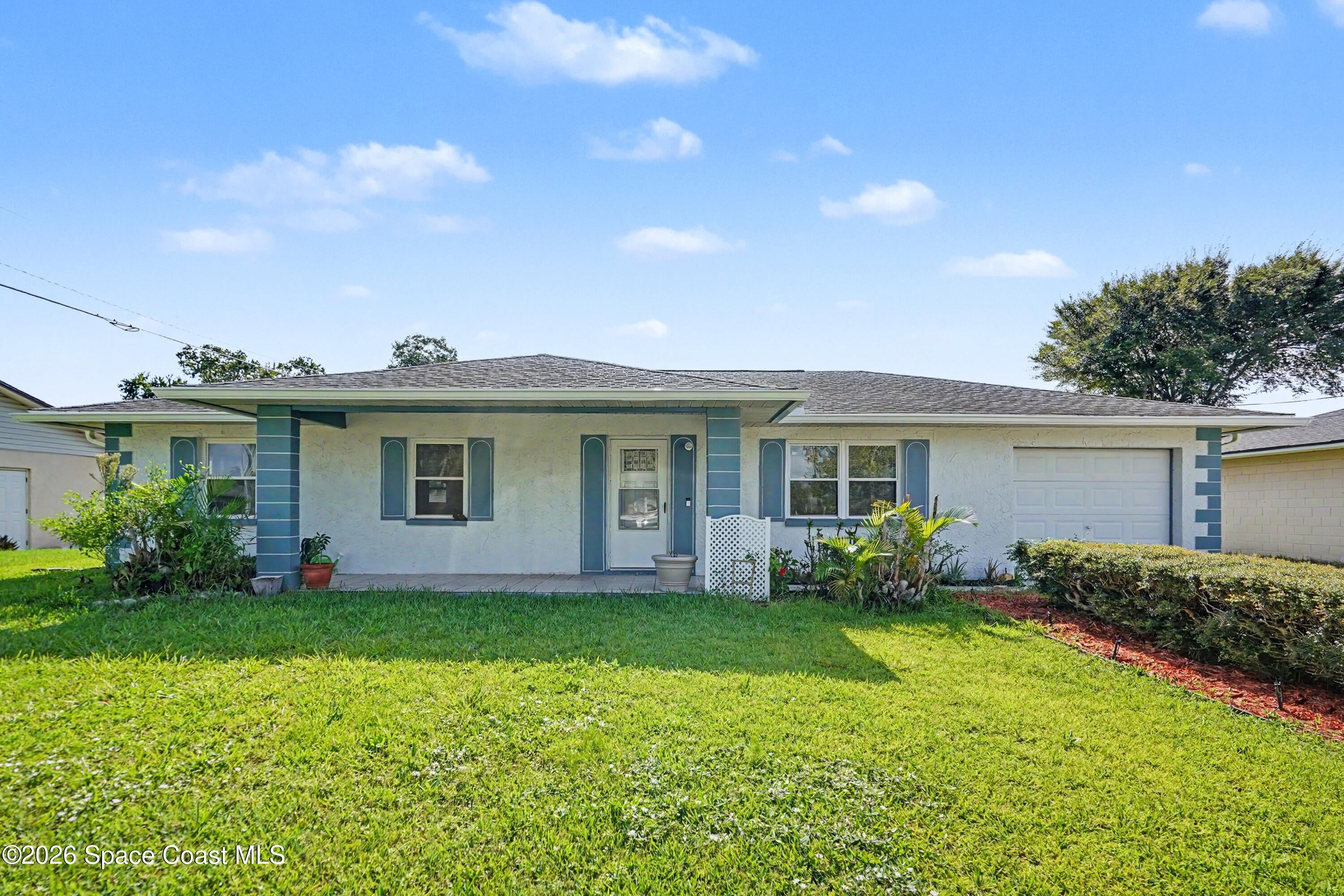 886 Barris Ln, Rockledge, FL 32955