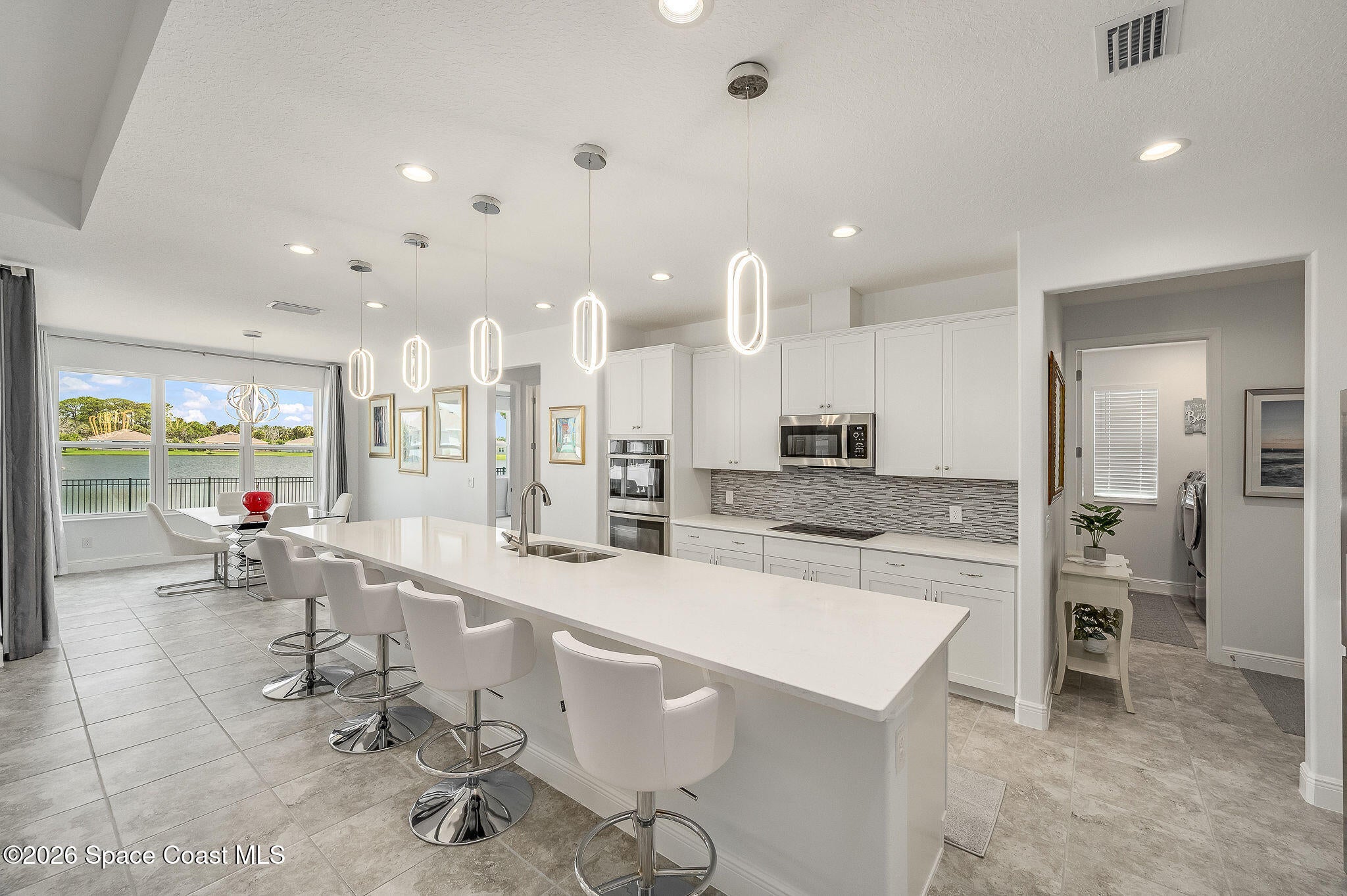 375 Loymer Cir, Merritt Island, FL 32953 photo