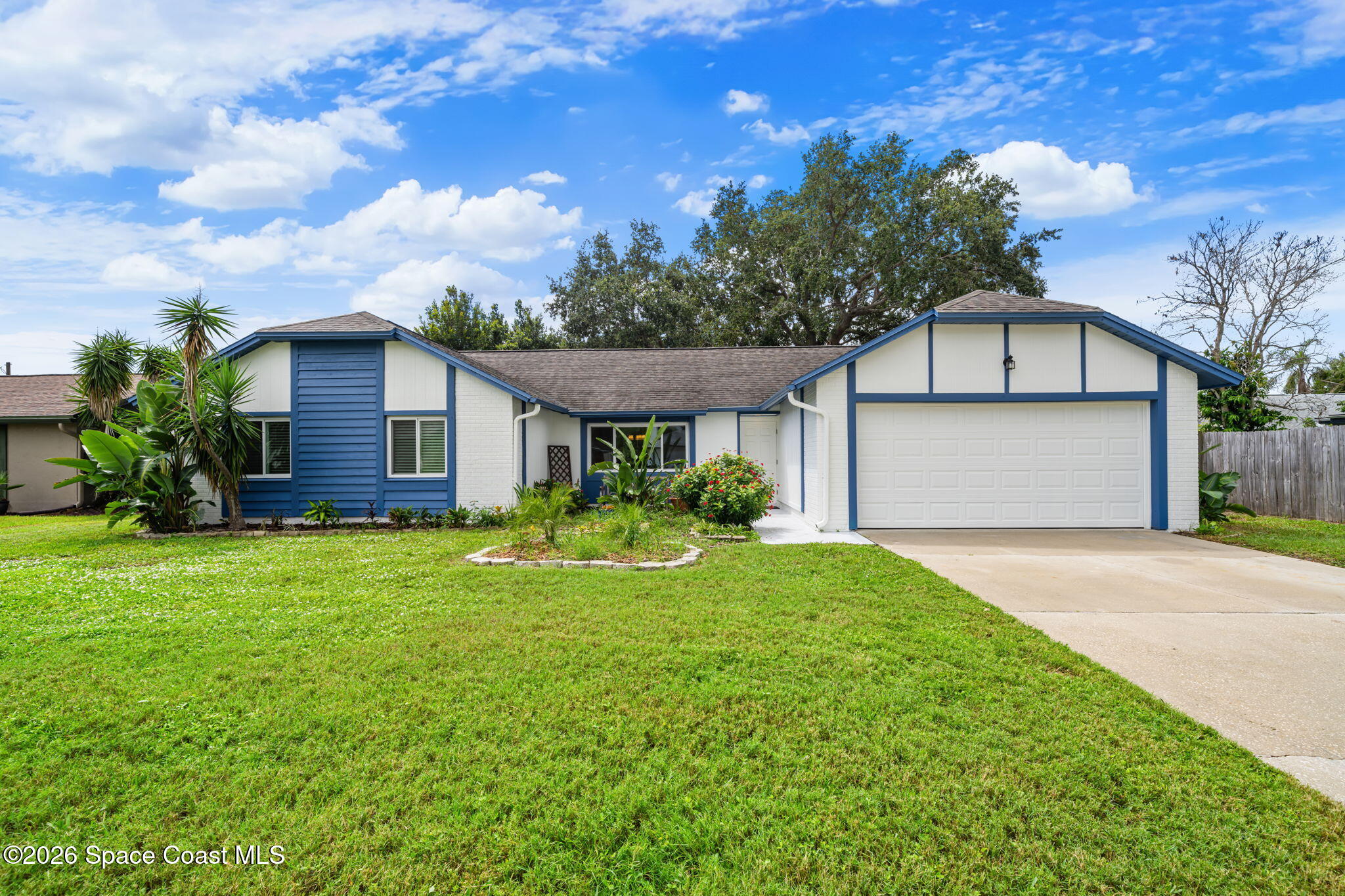 2410 Raintree Lake Cir, Merritt Island, FL 32953