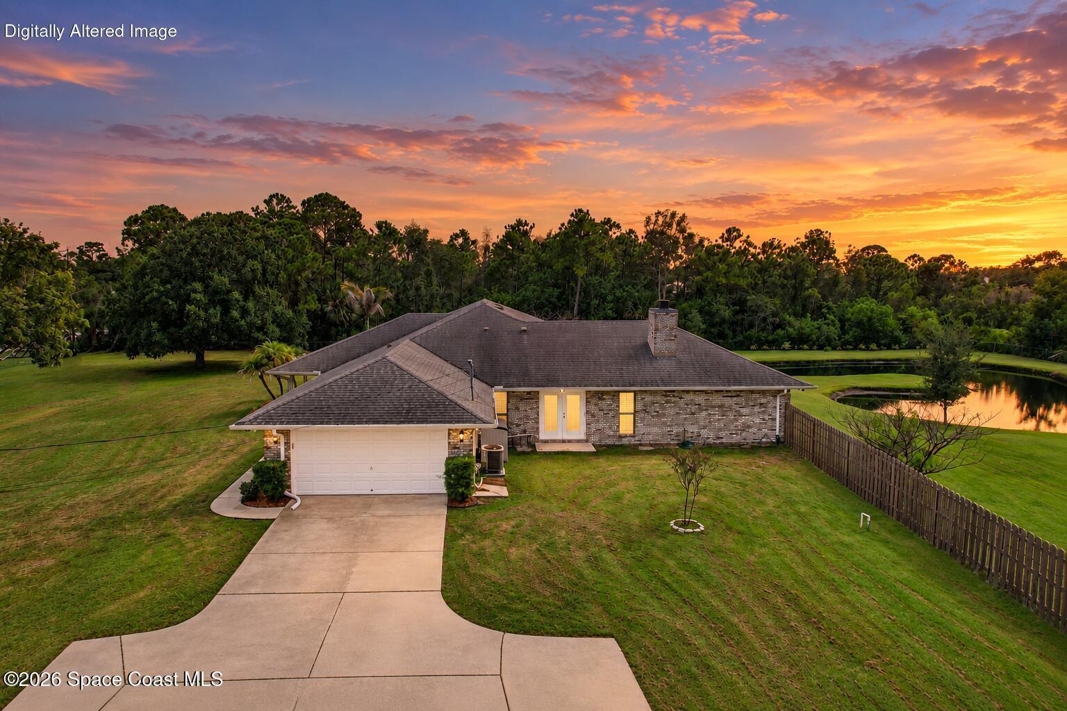 2460 Lacourt Ln, Malabar, FL 32950