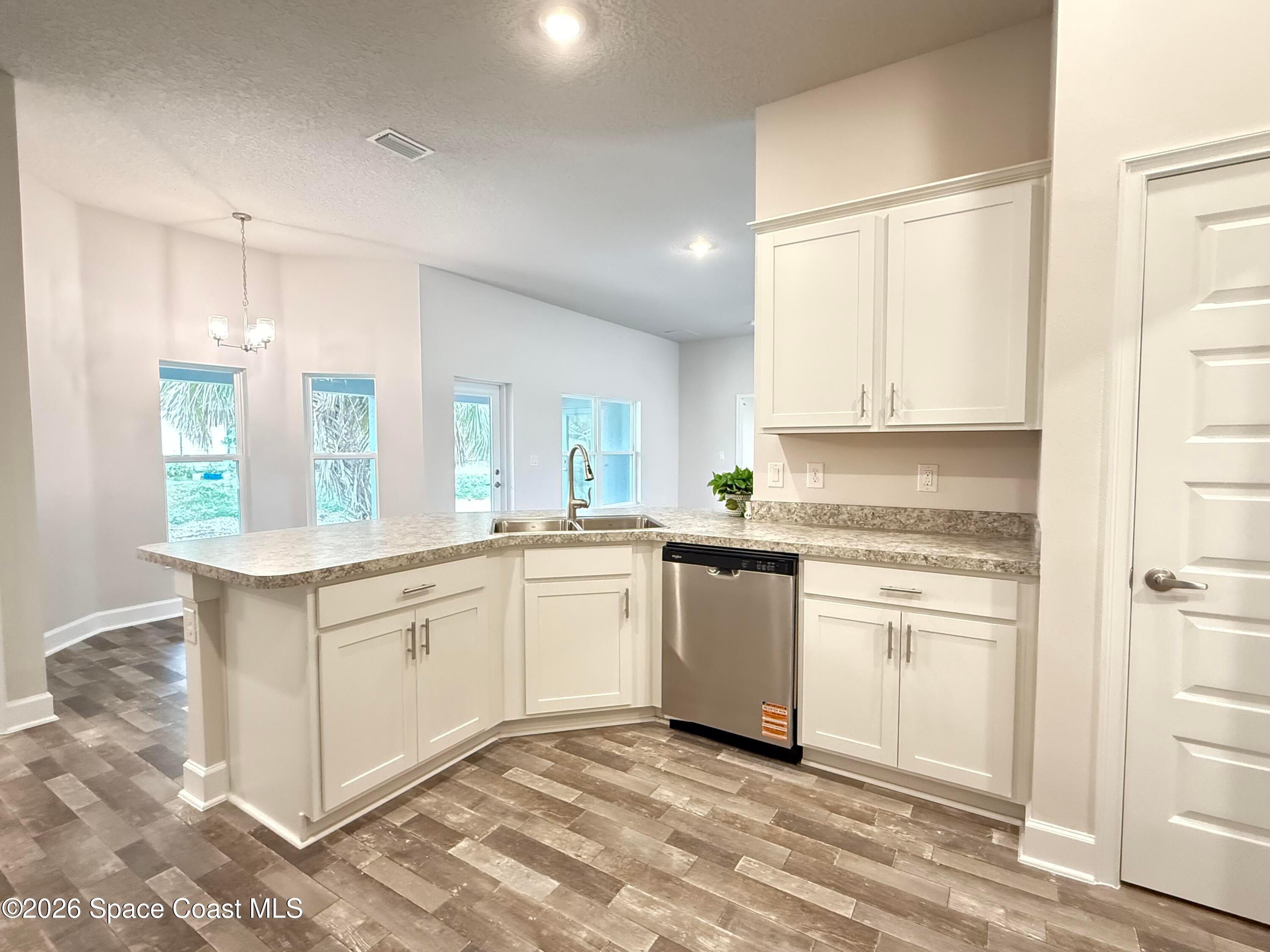 1428 Whitmore St, Sebastian, FL 32958 photo