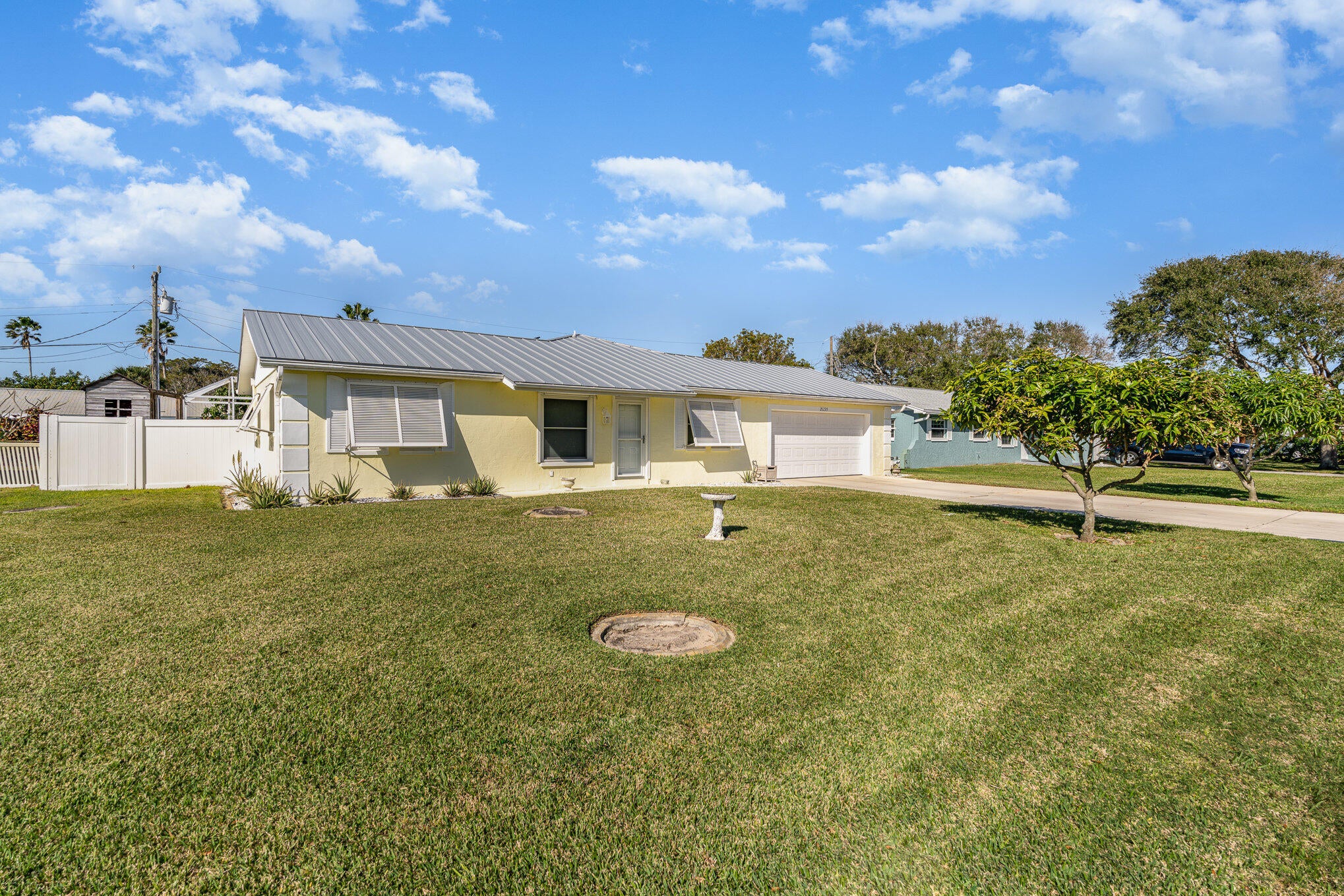 2035 Sea Ave, Indialantic, FL 32903 photo