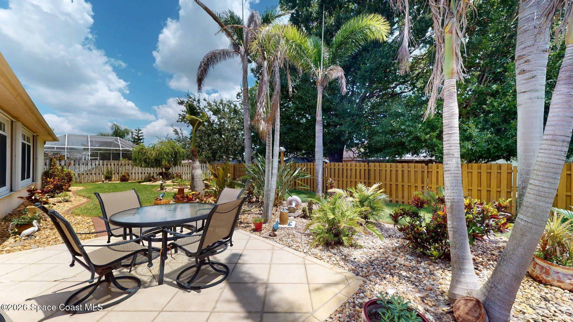 3123 Forest Creek Dr, Melbourne, FL 32901 photo