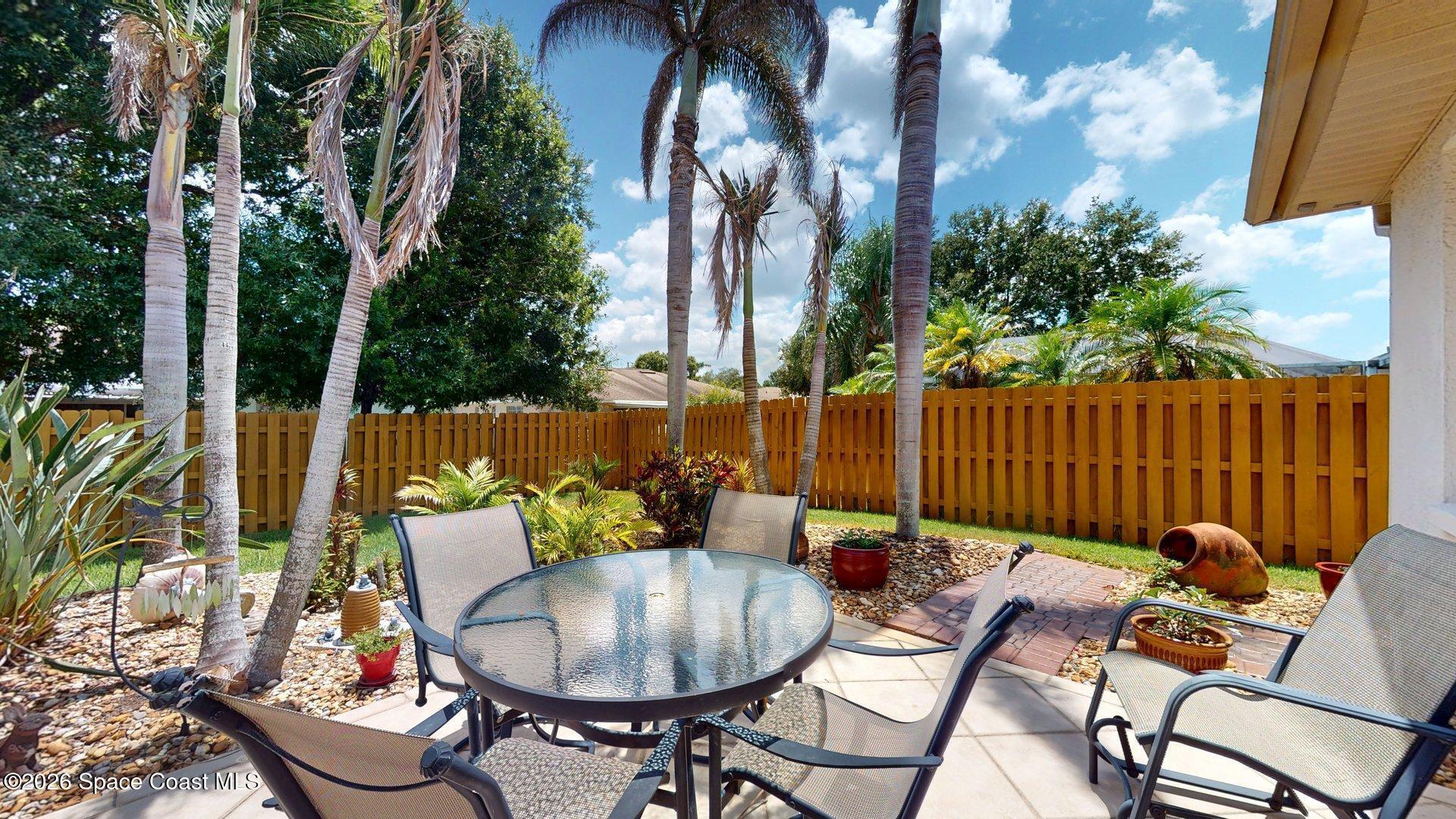 3123 Forest Creek Dr, Melbourne, FL 32901 photo