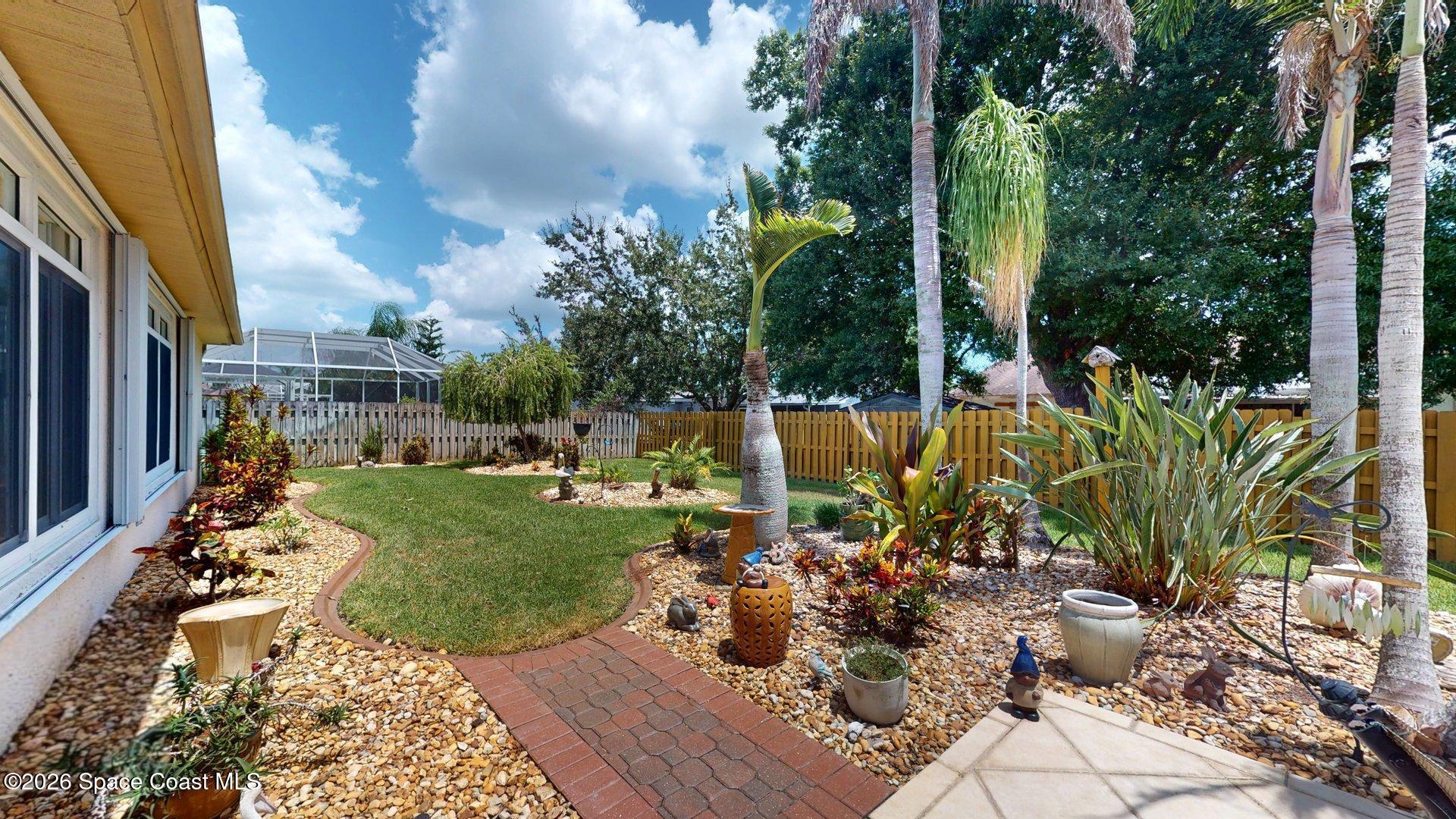 3123 Forest Creek Dr, Melbourne, FL 32901 photo