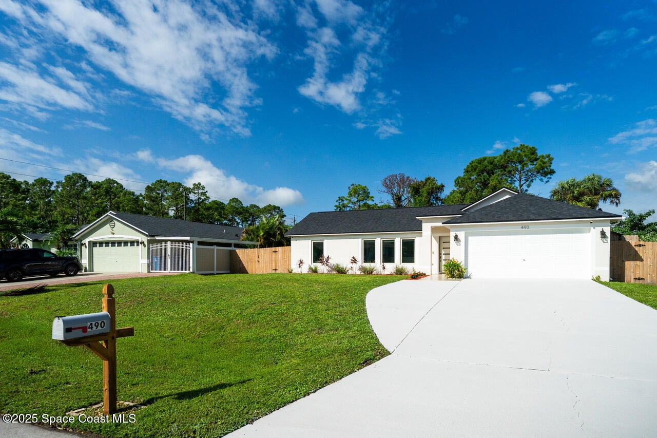 490 Tillman Ave, Palm Bay, FL 32908 photo