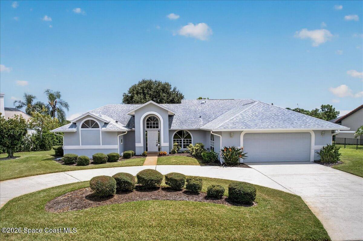 569 Spring Lake Dr, Melbourne, FL 32940