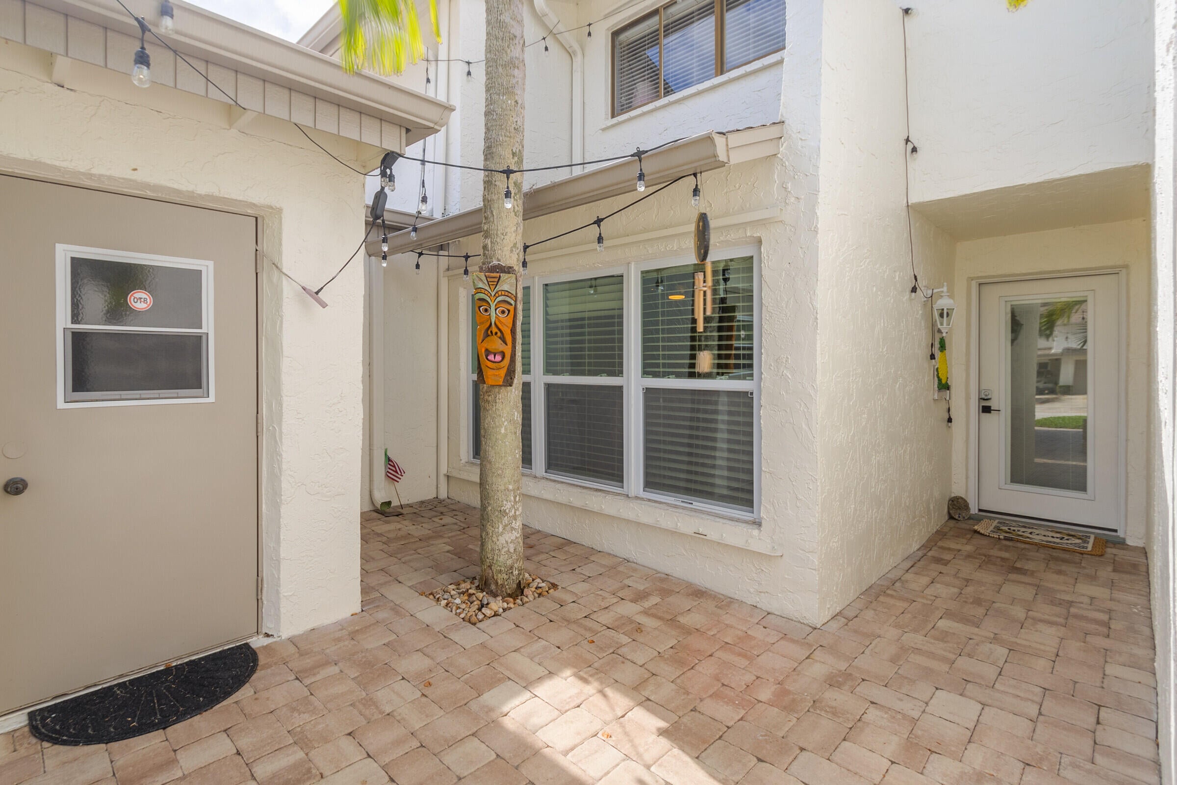 517 Summerset Ct, Indian Harbour Beach, FL 32937 photo