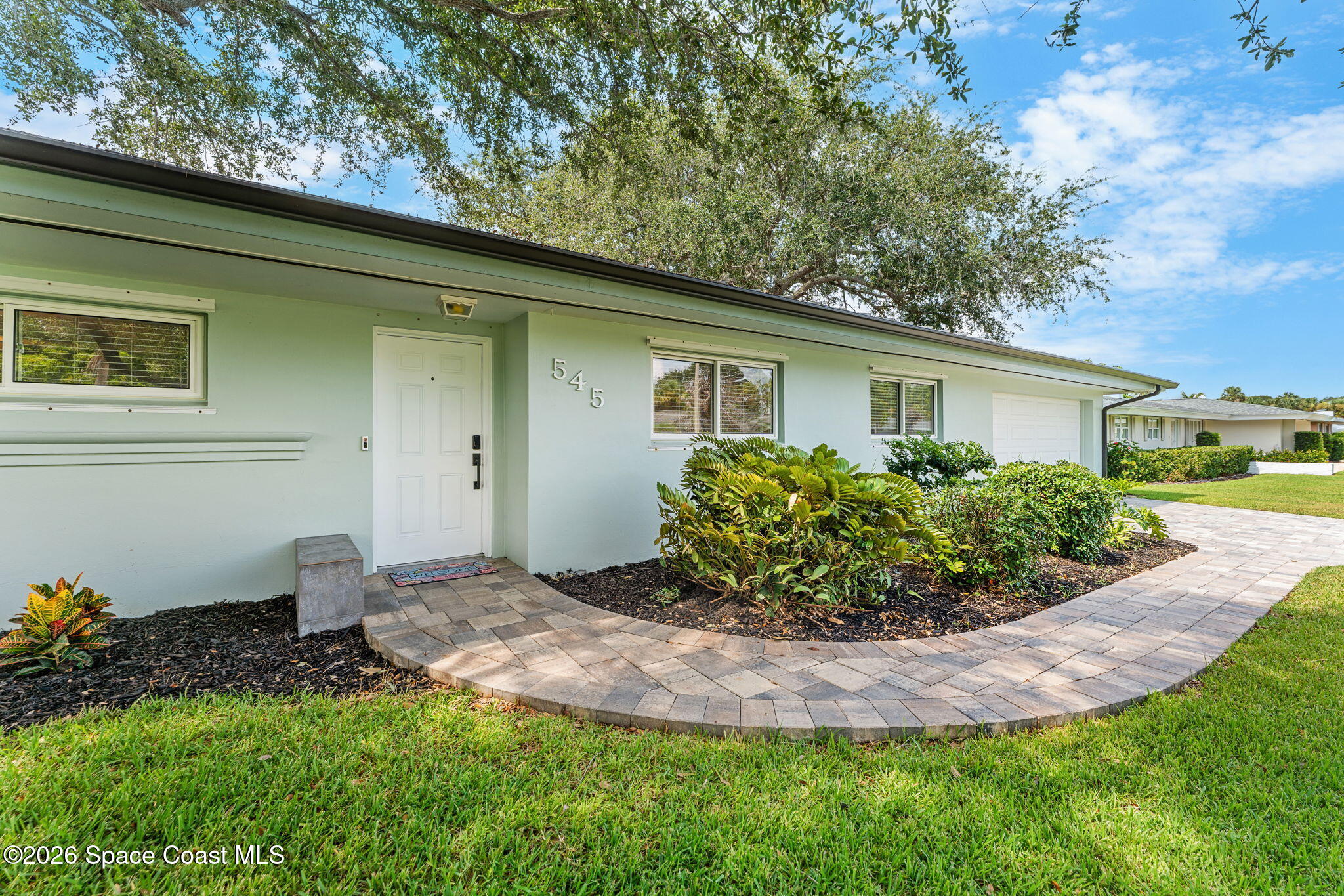 545 Seabreeze Dr, Indialantic, FL 32903 photo