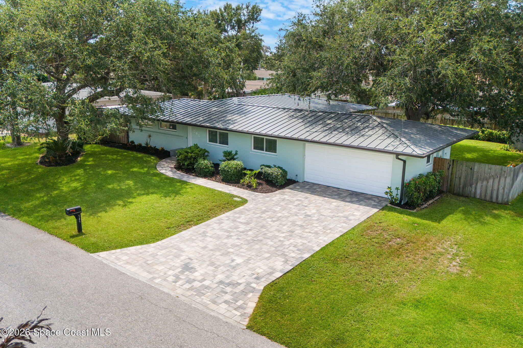 545 Seabreeze Dr, Indialantic, FL 32903 photo
