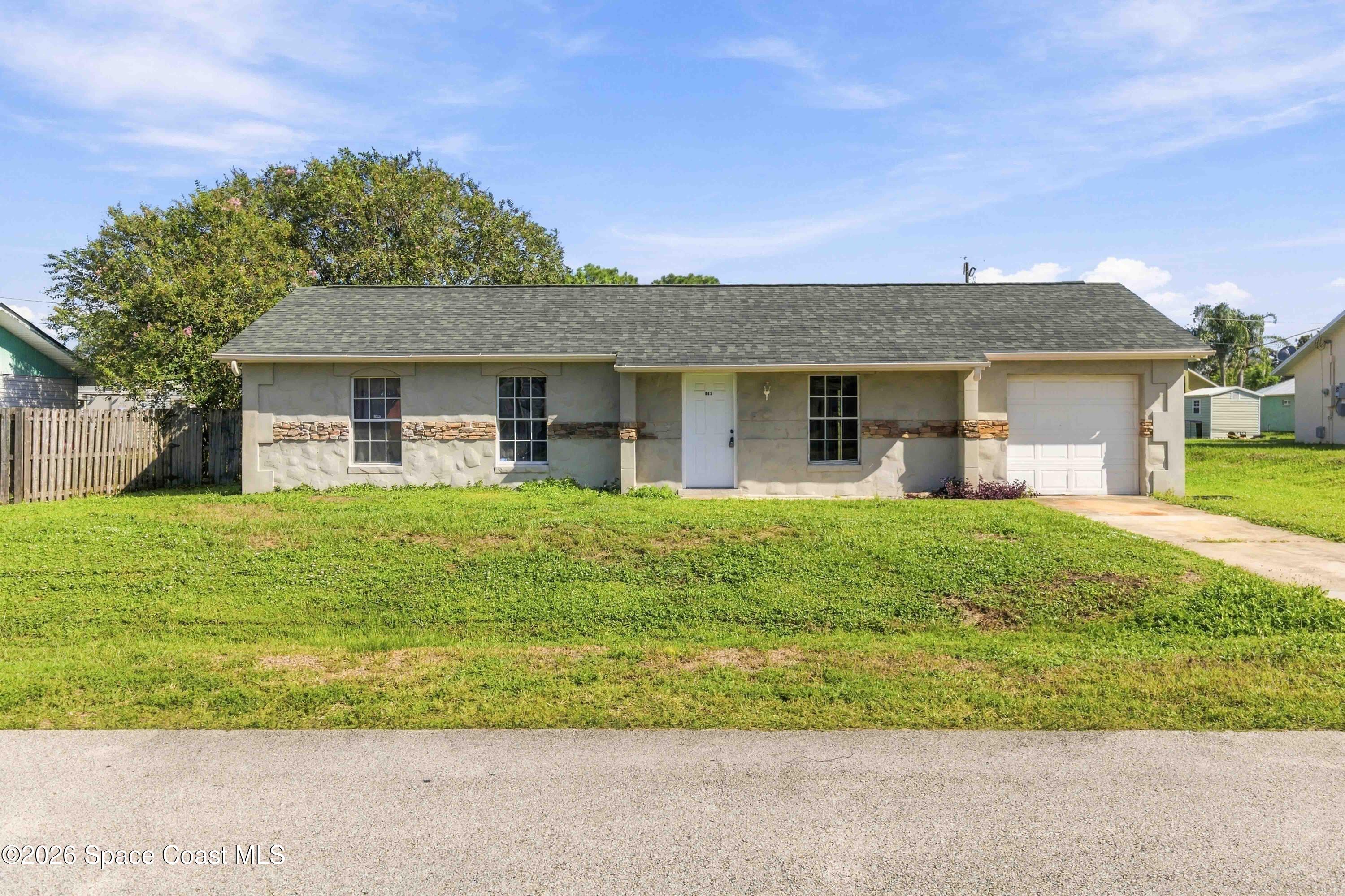 643 Binney St, Palm Bay, FL 32907
