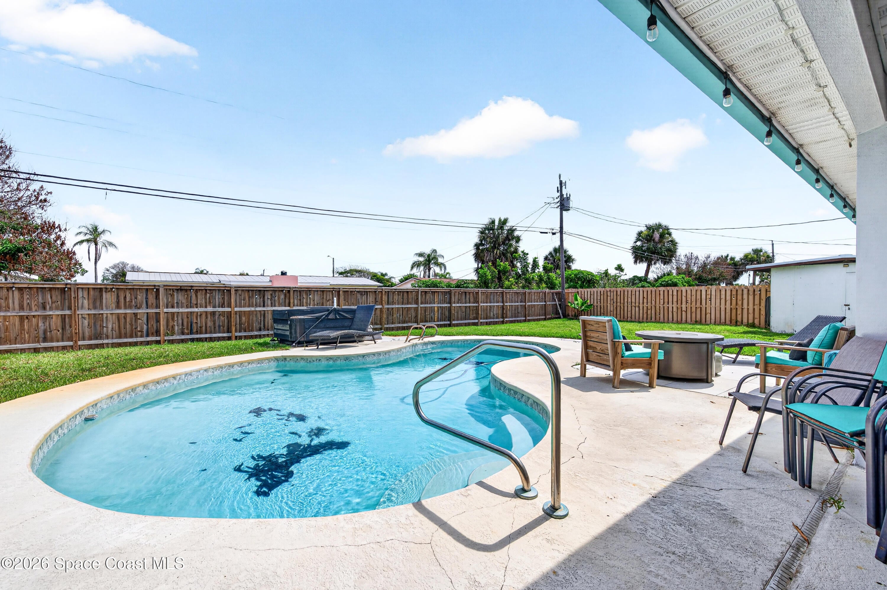 237 NE 1 St, Satellite Beach, FL 32937 photo